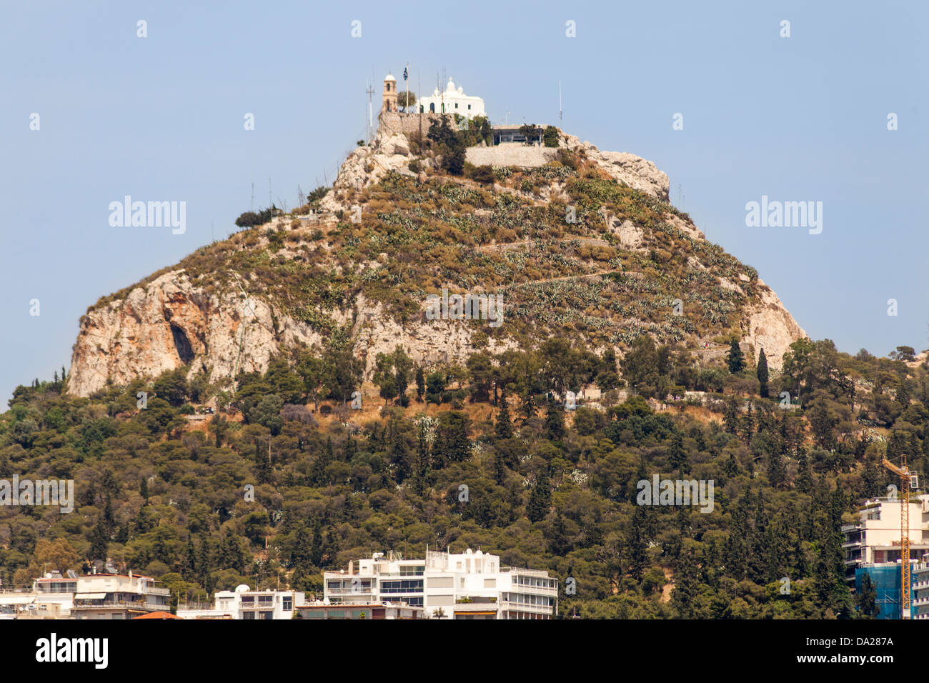 Agios Georgios, la Cappella di San Giorgio, sulla sommità della collina di Lykavittos, conosciuto anche come Monte Lycabettus, Atene, Grecia Foto Stock