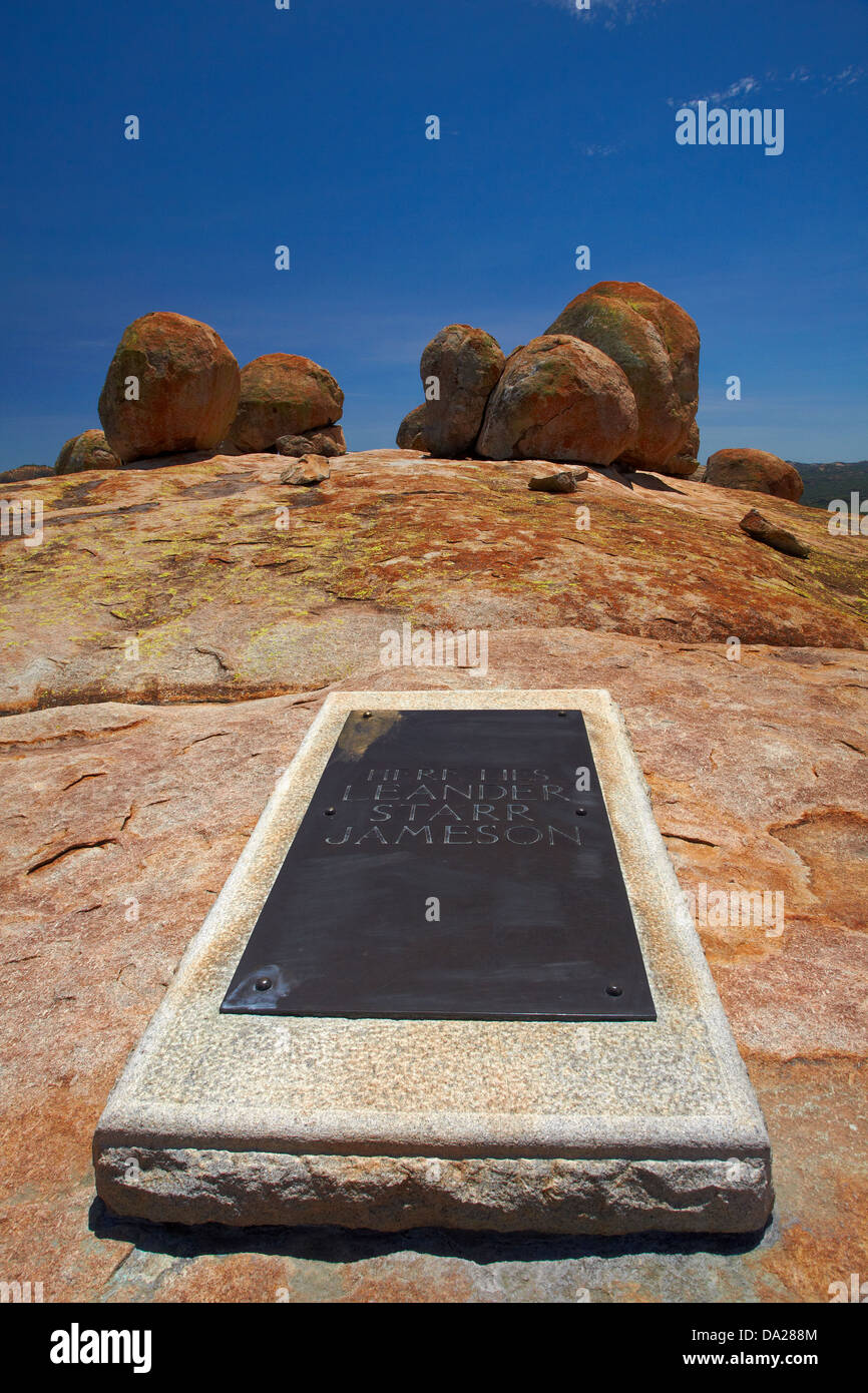 Tomba di Leander Starr Jameson, in cima Malindidzimu, o "visione del mondo", Matobo National Park, Colline di Matobo Sito Patrimonio Mondiale Foto Stock