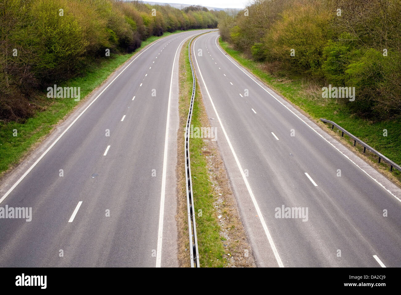 Vuoto a doppia carreggiata Foto Stock