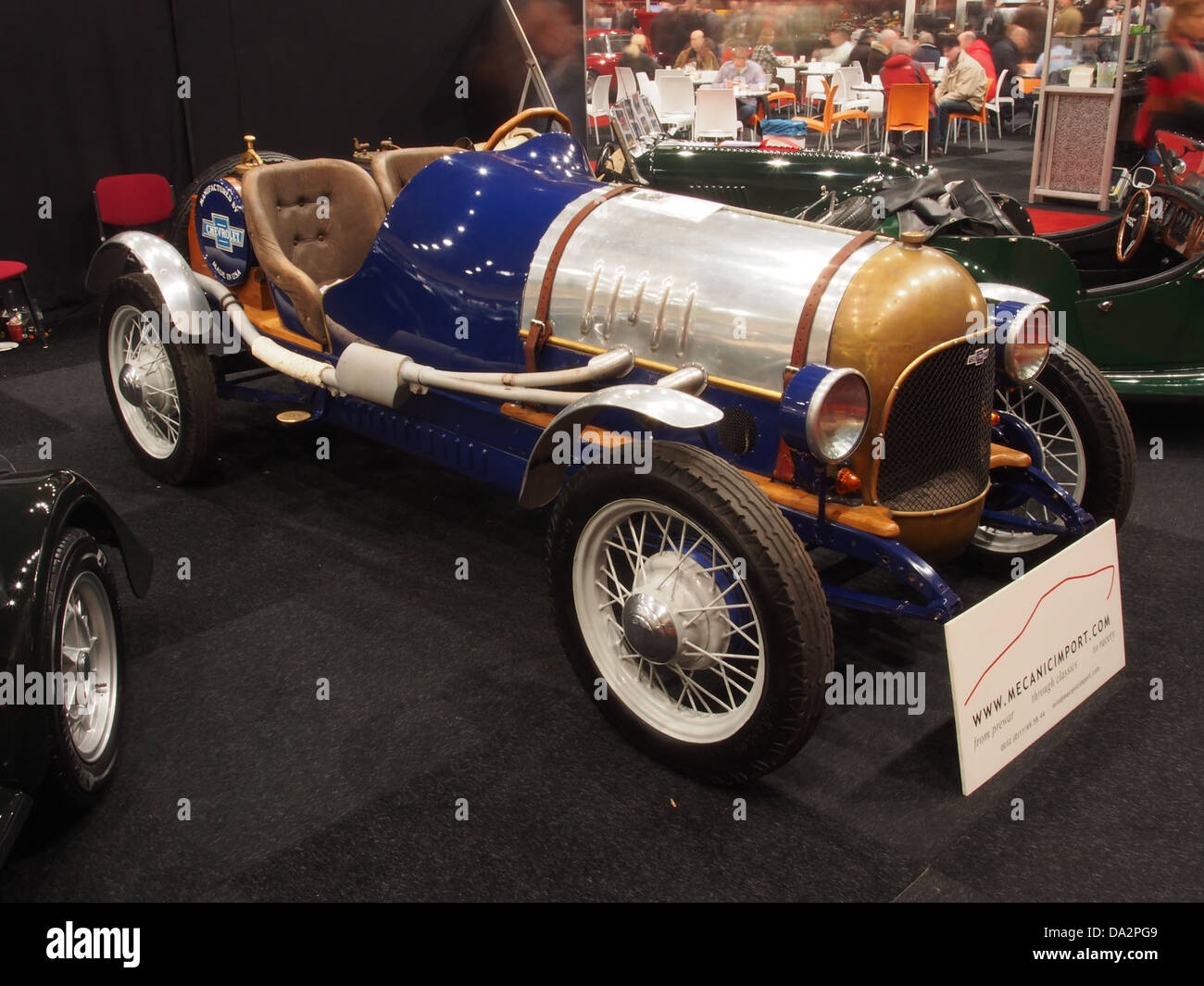 Questa immagine raffigura una Chevrolet molto vecchia al Nationaal Oldtimer Festival di Zandvoort, 2010. L'evento celebra auto d'epoca e d'epoca, mostrando una varietà di modelli restaurati di epoche diverse. Foto Stock