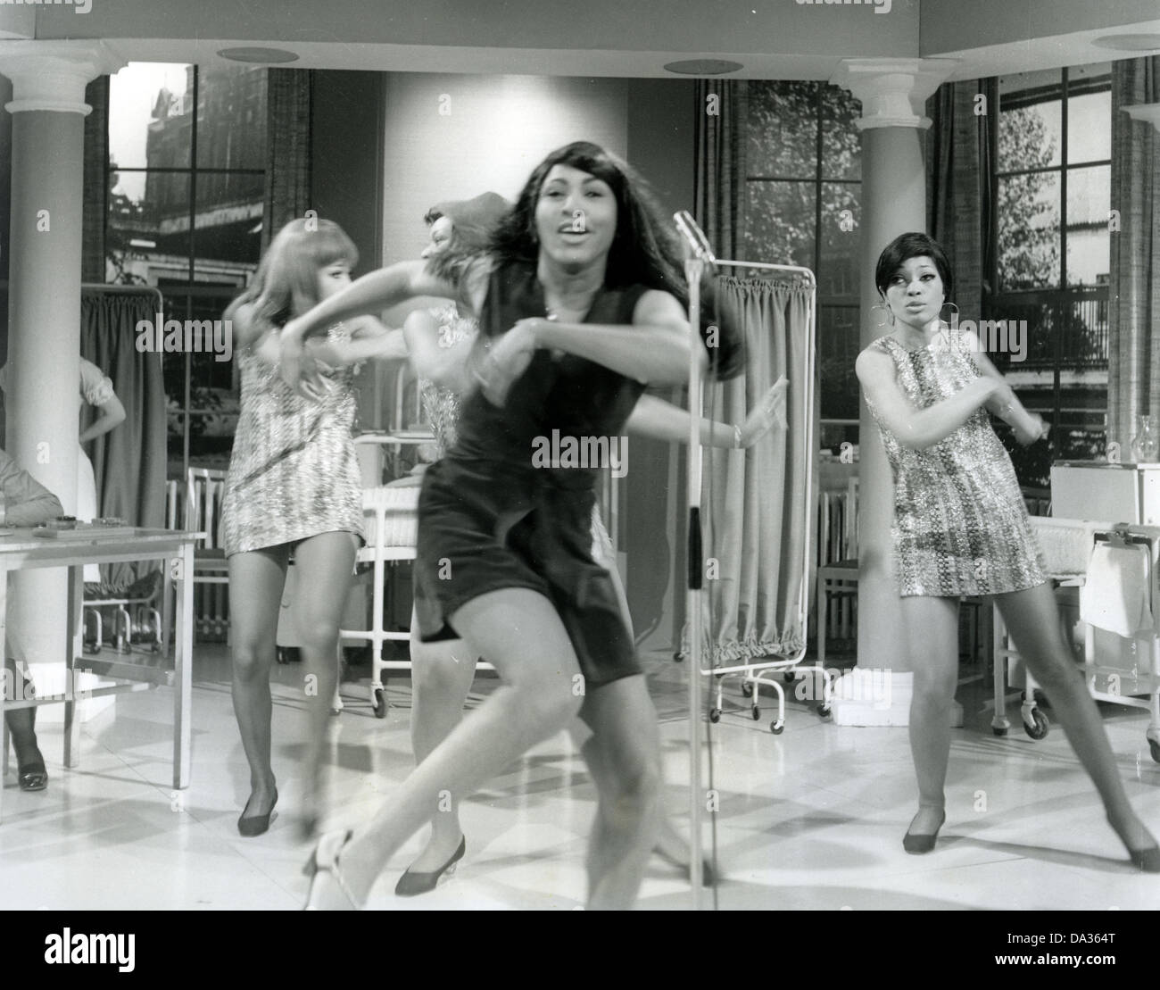 IKE E TINA TURNER noi duo pop su "Peter Cook & Dudley Moore Show' sulla TV DEL REGNO UNITO NEL 1968 Foto Stock