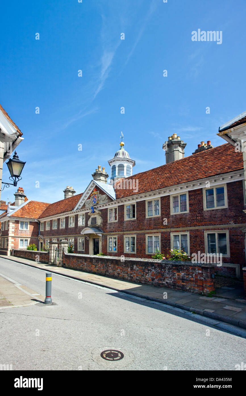 Matrone College in un angolo della cattedrale vicino, Salisbury Wiltshire, Inghilterra REGNO UNITO Foto Stock