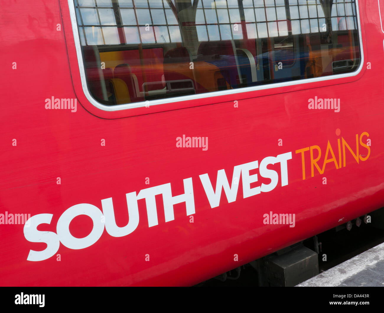 A sud-ovest di treni in Gran Bretagna Foto Stock