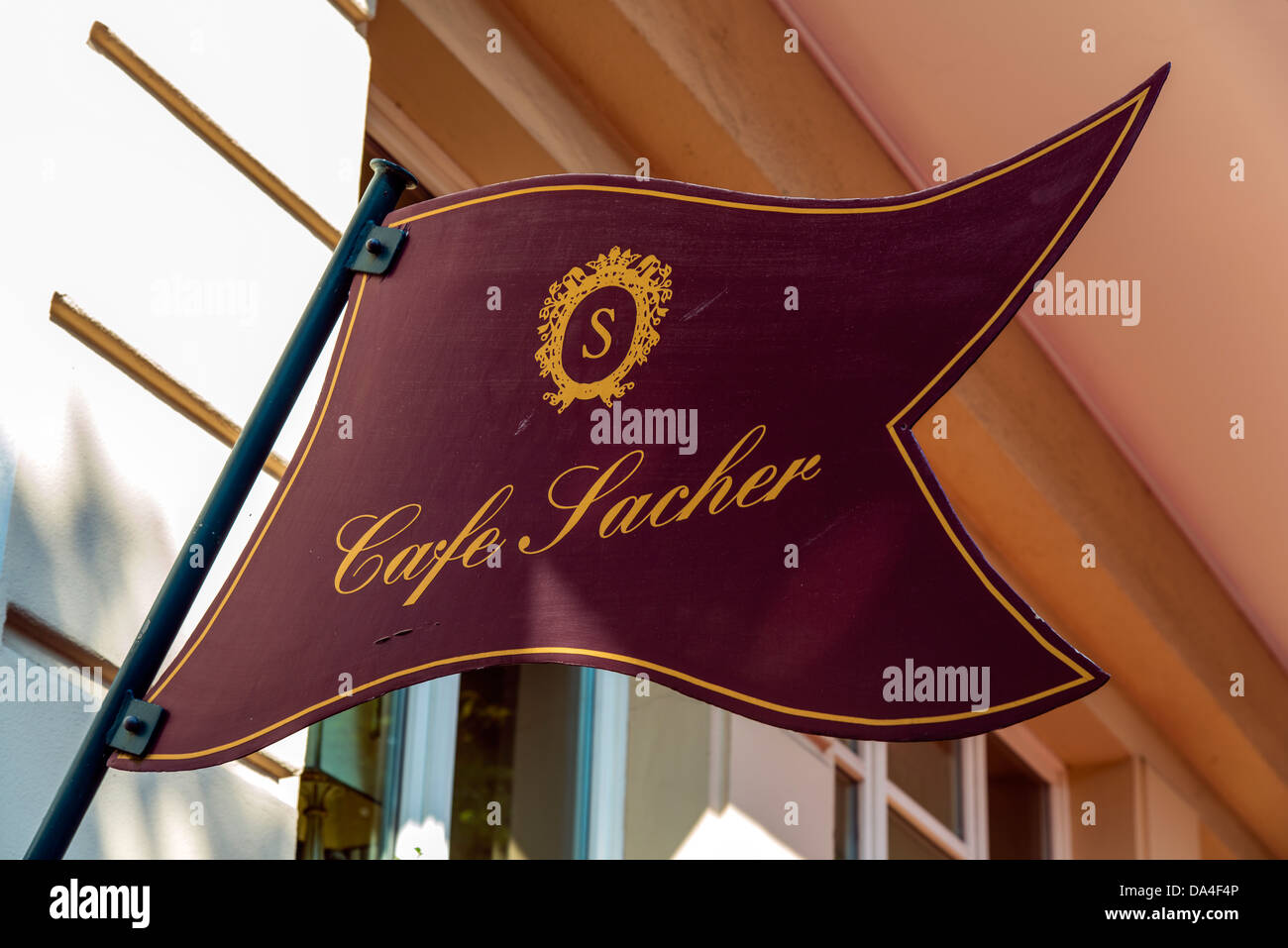 Cafe Sacher bandiera segno, Hotel Sacher, Salisburgo, Austria Foto Stock