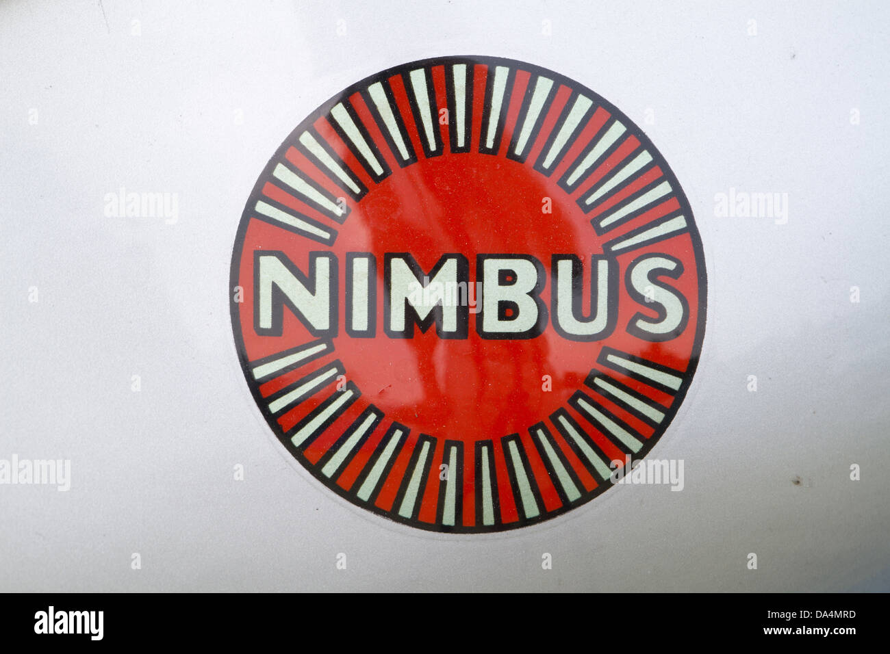 Questo è il logo del Nimbus ciclo motore e lato auto aziendale. Foto Stock