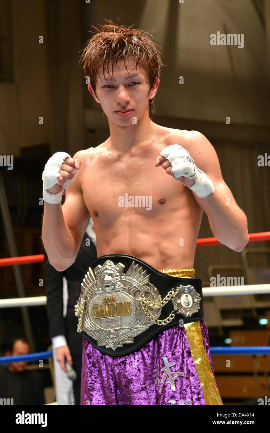 Ryoichi Taguchi (JPN), 3 aprile 2013 - Pugilato : vacante luce giapponese peso mosca titolo corrisponde al Korakuen Hall di Tokyo, Giappone. (Foto di Hiroaki Yamaguchi/AFLO) Foto Stock