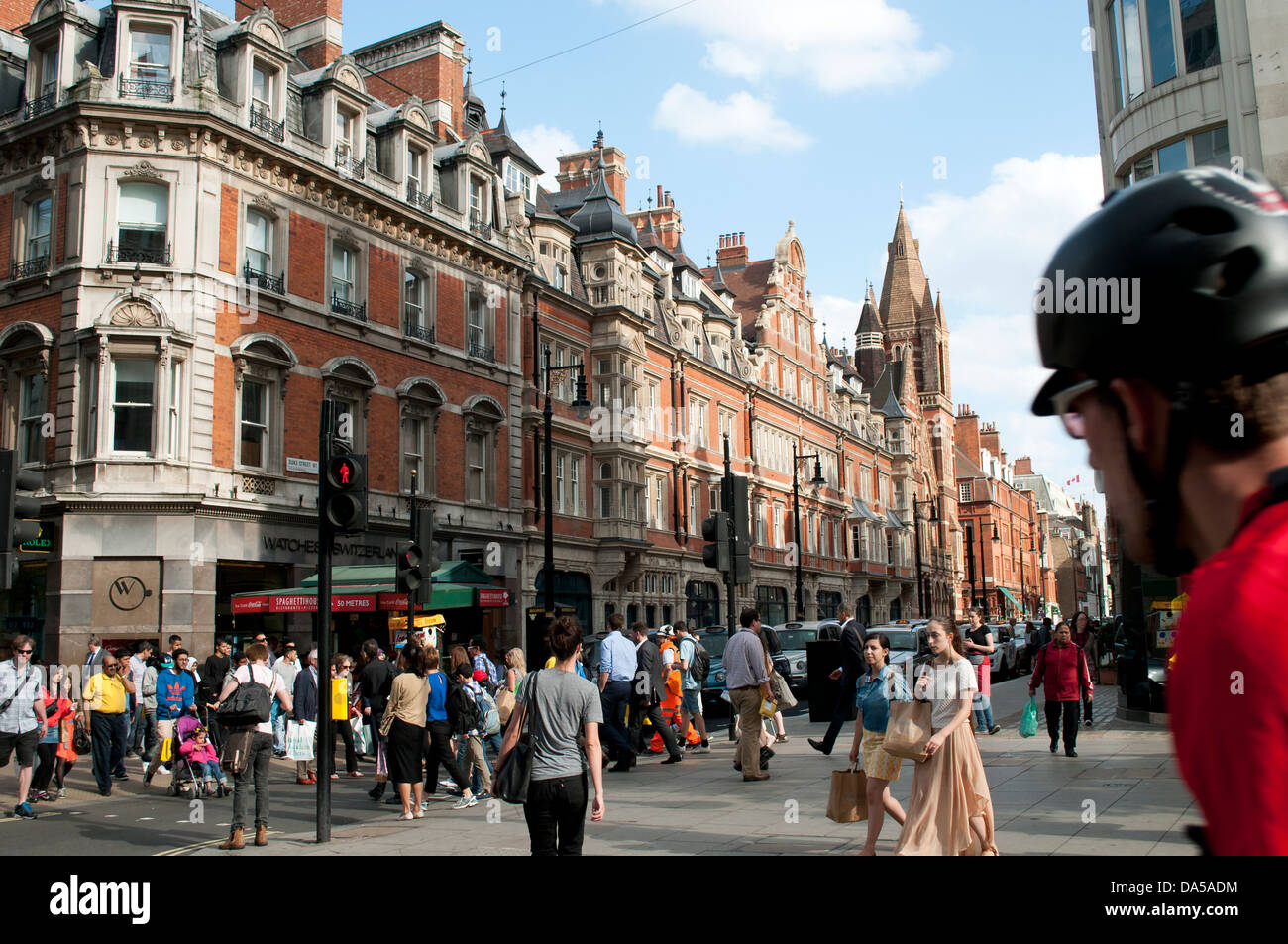 Incrocio tra Oxford Street e Duke Street, London, W1, Regno Unito Foto Stock