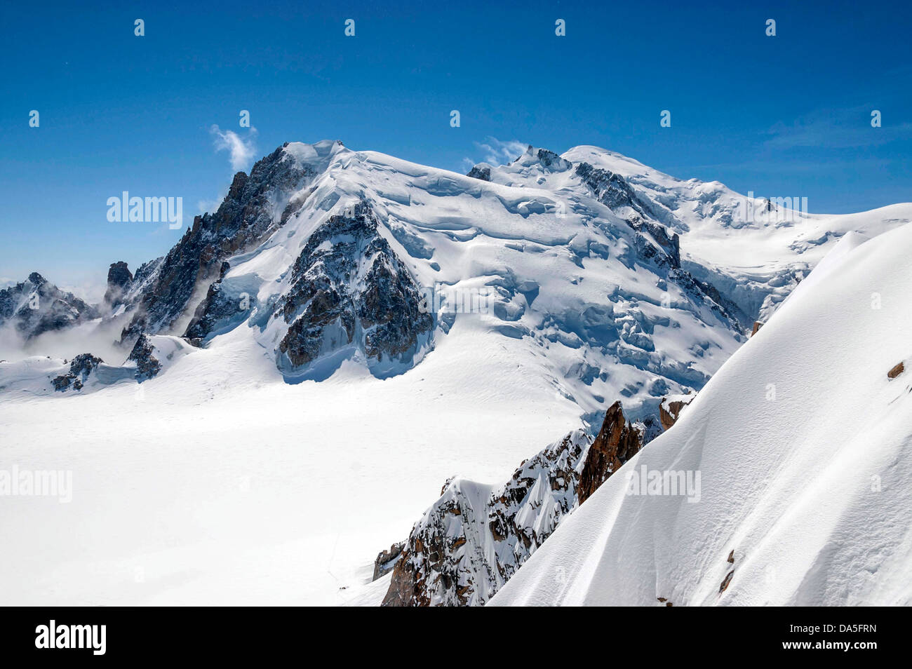 Le Alpi Francesi, Chamonix Mont Blanc e Aiguille du Midi Foto Stock