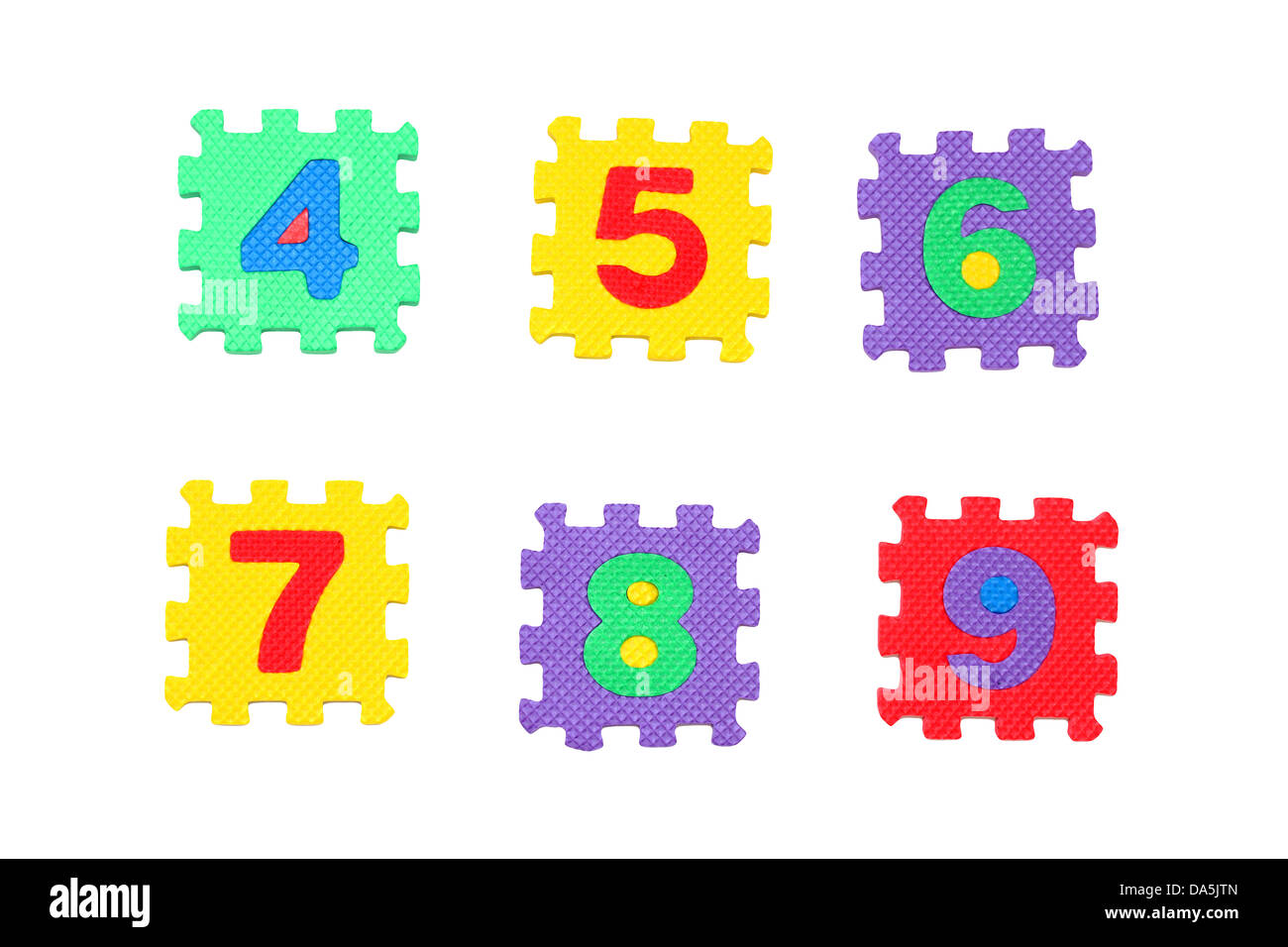 Numero 4, 5, 6, 7, 8 e 9 dalla lettera puzzle, isolati su sfondo bianco. Foto Stock