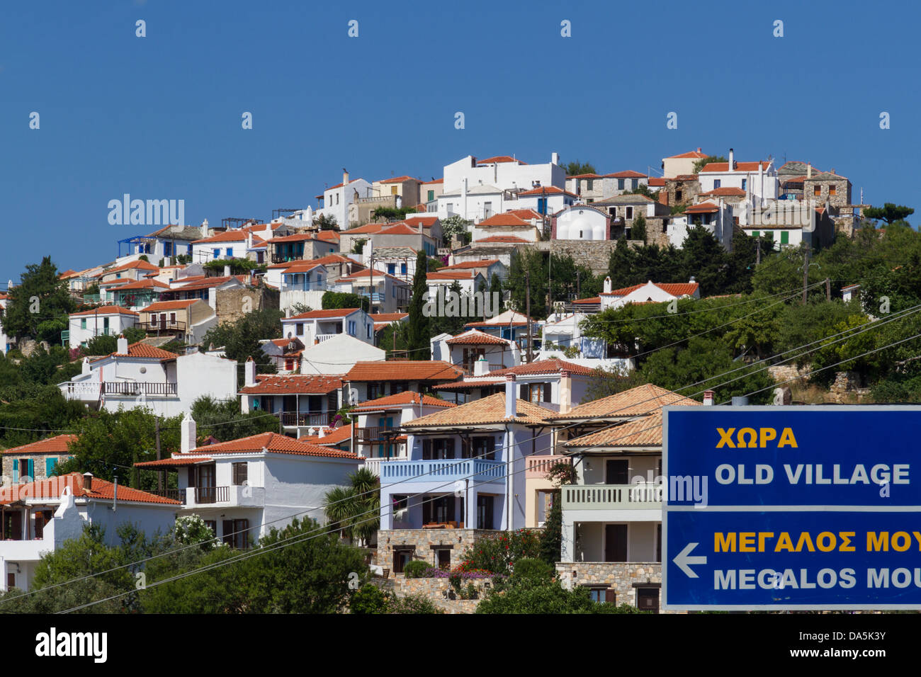 La Grecia, Sporadi, ad Alonissos. Hora, vista città vecchia Foto Stock