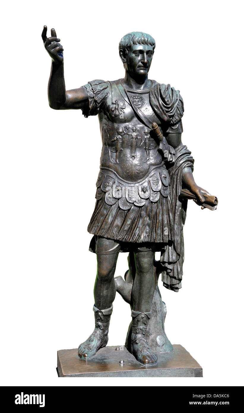 Londra, Inghilterra, Regno Unito. Statua: l'imperatore Traiano (53-117AD) dalla città vecchia parete, Tower Hill. Copia moderna della statua in marmo di Napoli Foto Stock Londra, Inghilterra, Regno Unito. Statua: l'imperatore Traiano (53-117AD) dalla città vecchia parete, Tower Hill. Copia moderna della statua in marmo di Napoli Foto Stock