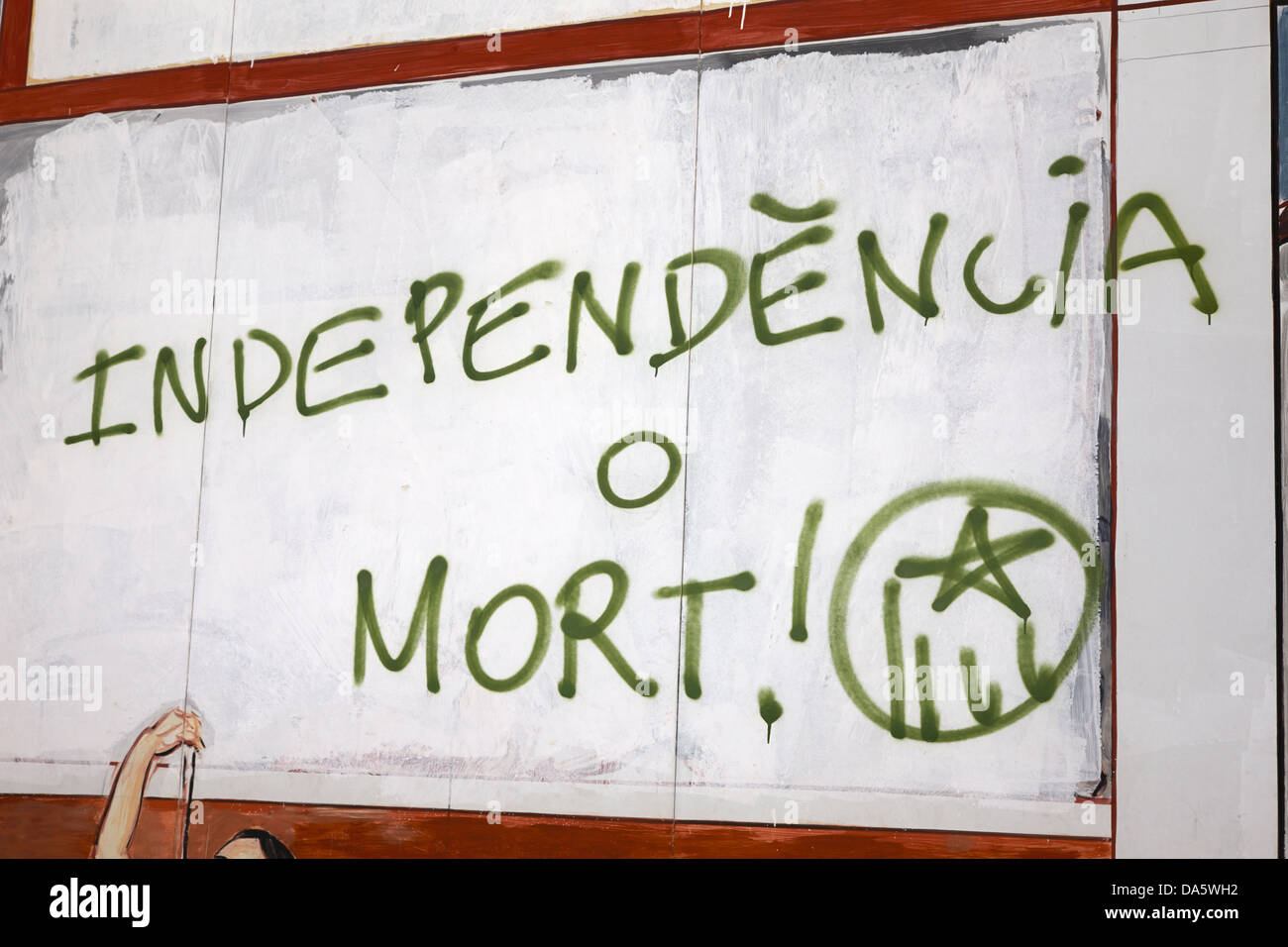 Il catalano independencia o mort indipendenza o morte grafitti in Tarragona Catalogna Spagna Foto Stock