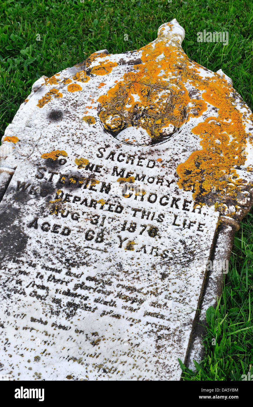 Cimitero, Trinità, Terranova, Canada, oggetto contrassegnato per la rimozione definitiva, vecchio Foto Stock