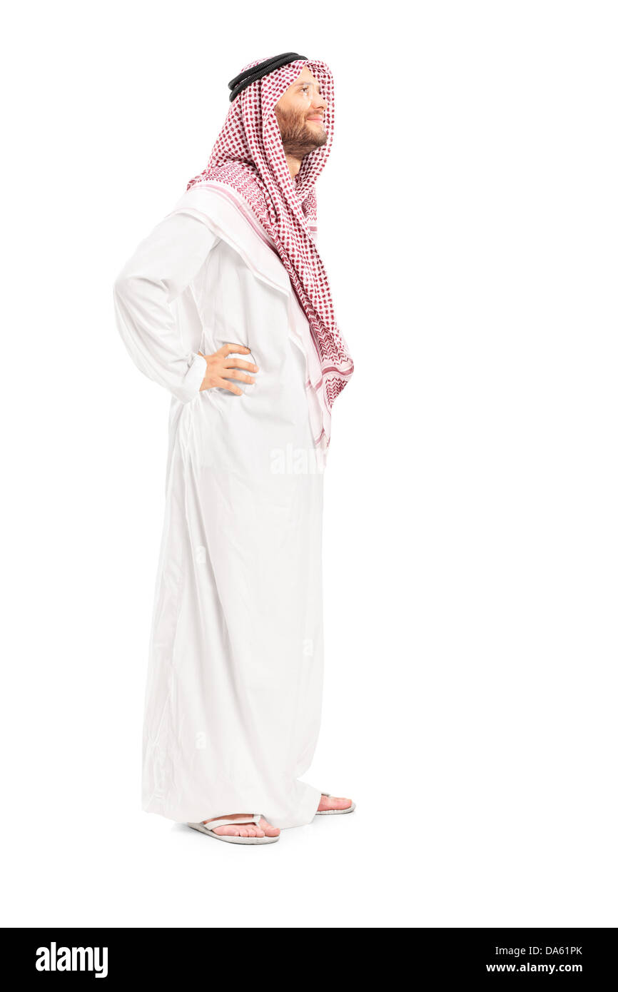 A piena lunghezza Ritratto di un maschio arabe in piedi isolato su sfondo bianco Foto Stock