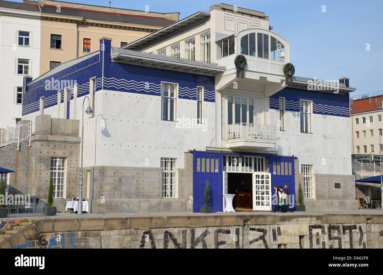 Un gioiello architettonico al canale del Danubio a Vienna - e uno dei punti culminanti dell'art nouveau architetto Otto Wagner Foto Stock