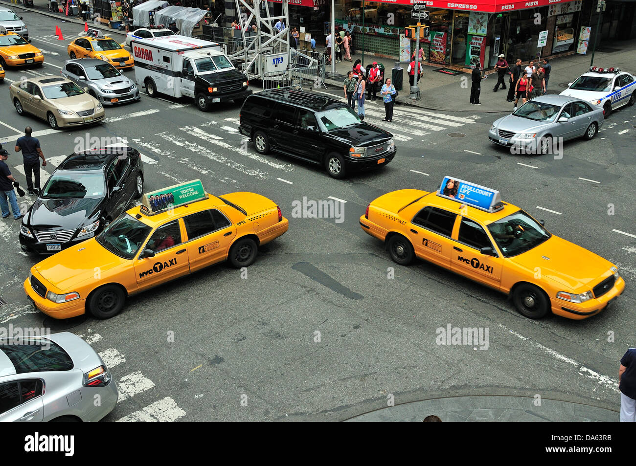 Rush Hour, taxi, Times Square e Midtown Manhattan, New York, città, USA, America del Nord, America Foto Stock