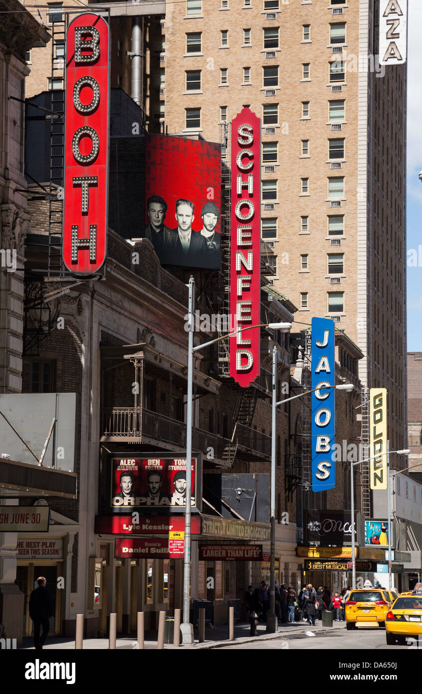Broadway Theatre Marquee, W 45th Street, Times Square NYC Foto Stock