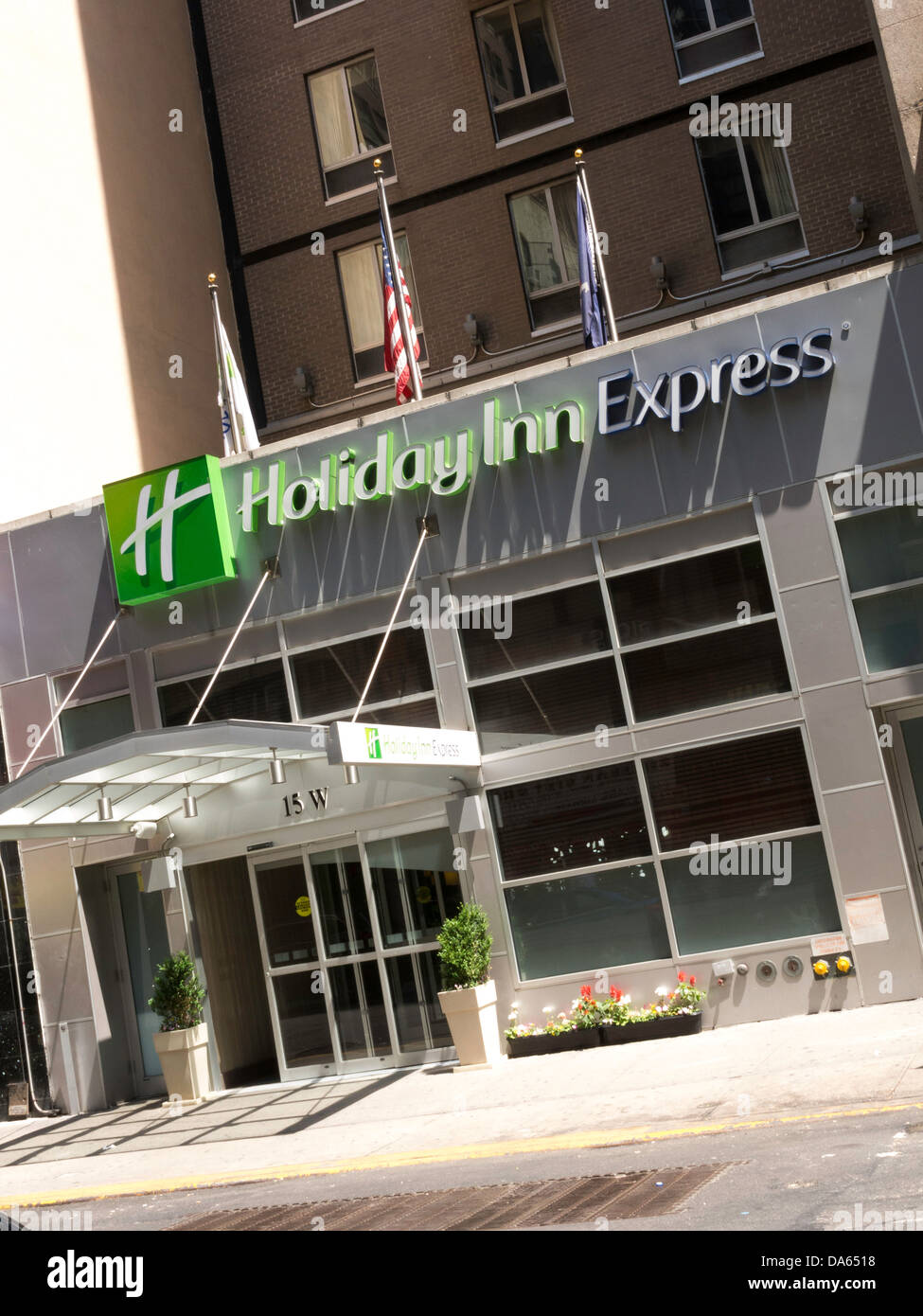 Holiday Inn Express Hotel ingresso, Midtown Manhattan, New York, New York, Stati Uniti d'America Foto Stock