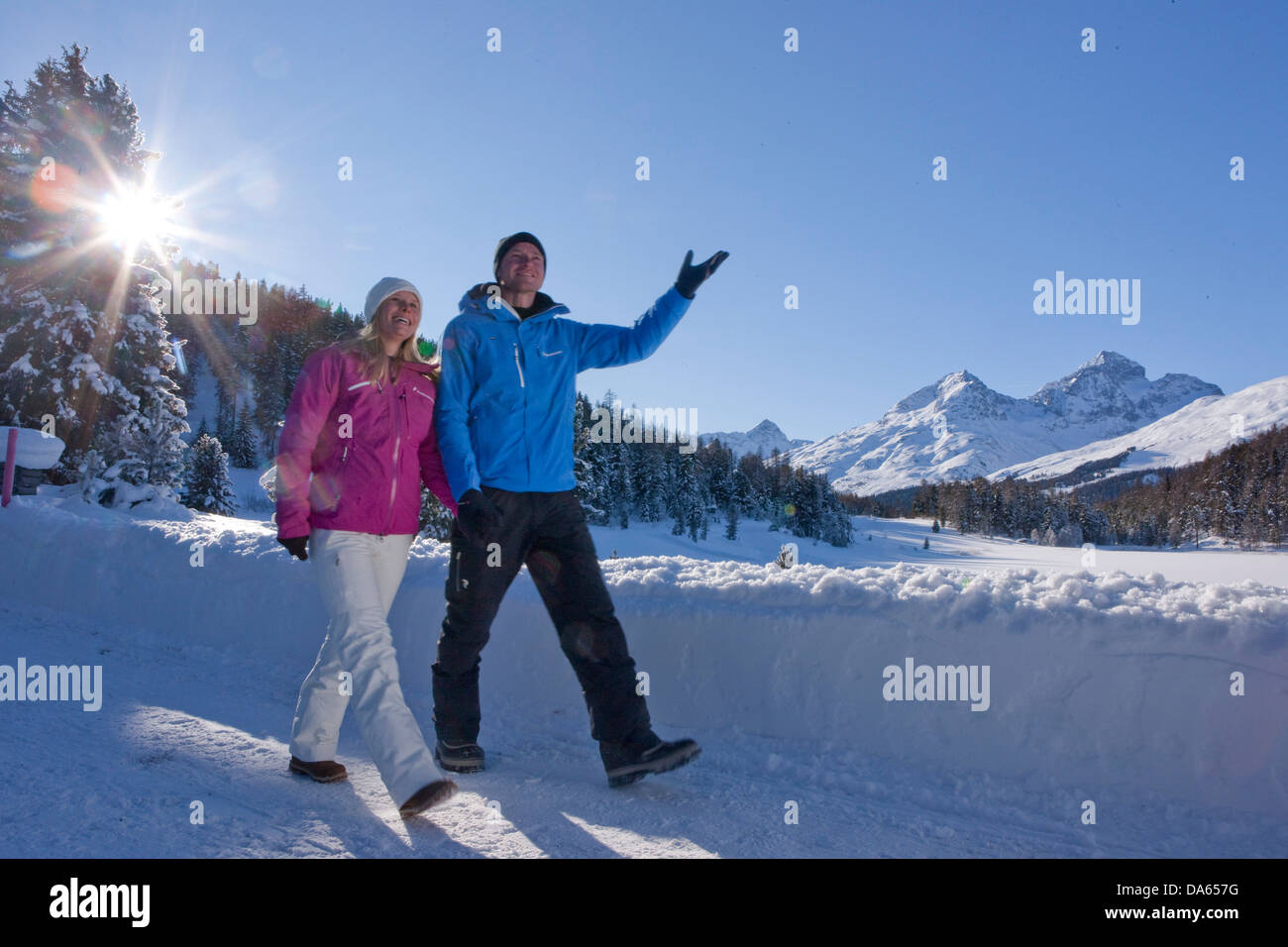 Passeggiate invernali, il lago di Staz, inverno, sport invernali, Canton, GR, Grigioni, Grigioni, Engadina Engadina, Oberengadin, sentiero, wal Foto Stock