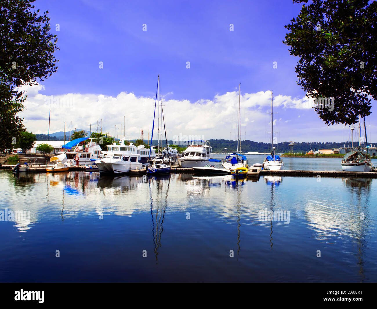 Yachts in Subic Bay. Filippine. Foto Stock