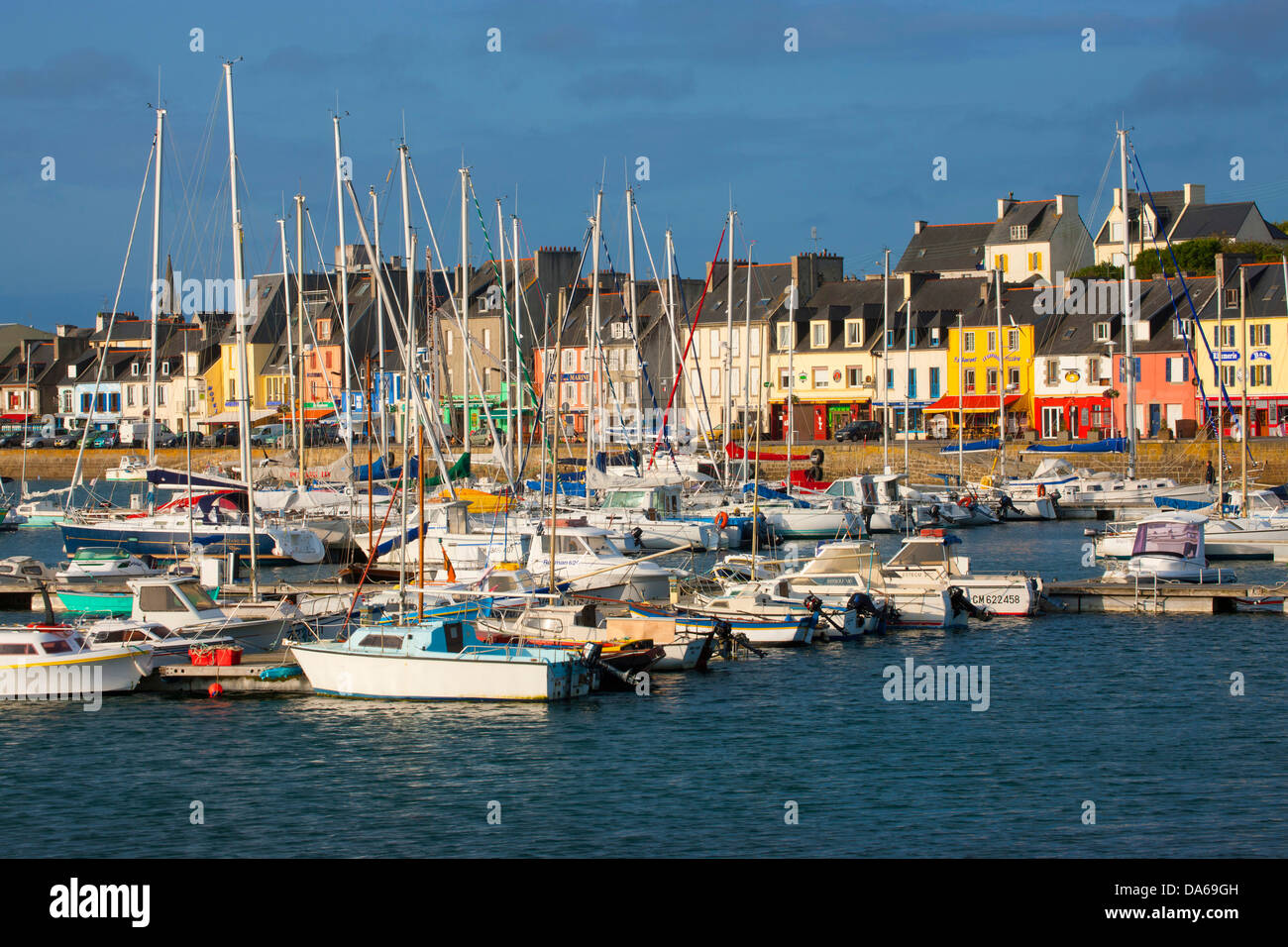 Camaret-sur-Mer, Francia, Europa, Bretagna Finistère, penisola, Crozon, pesca piccola città, Porto, porto, barche Foto Stock