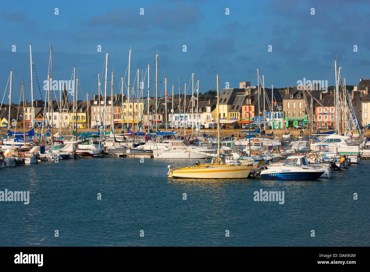 Camaret-sur-Mer, Francia, Europa, Bretagna Finistère, penisola, Crozon, pesca piccola città, Porto, porto, barche Foto Stock