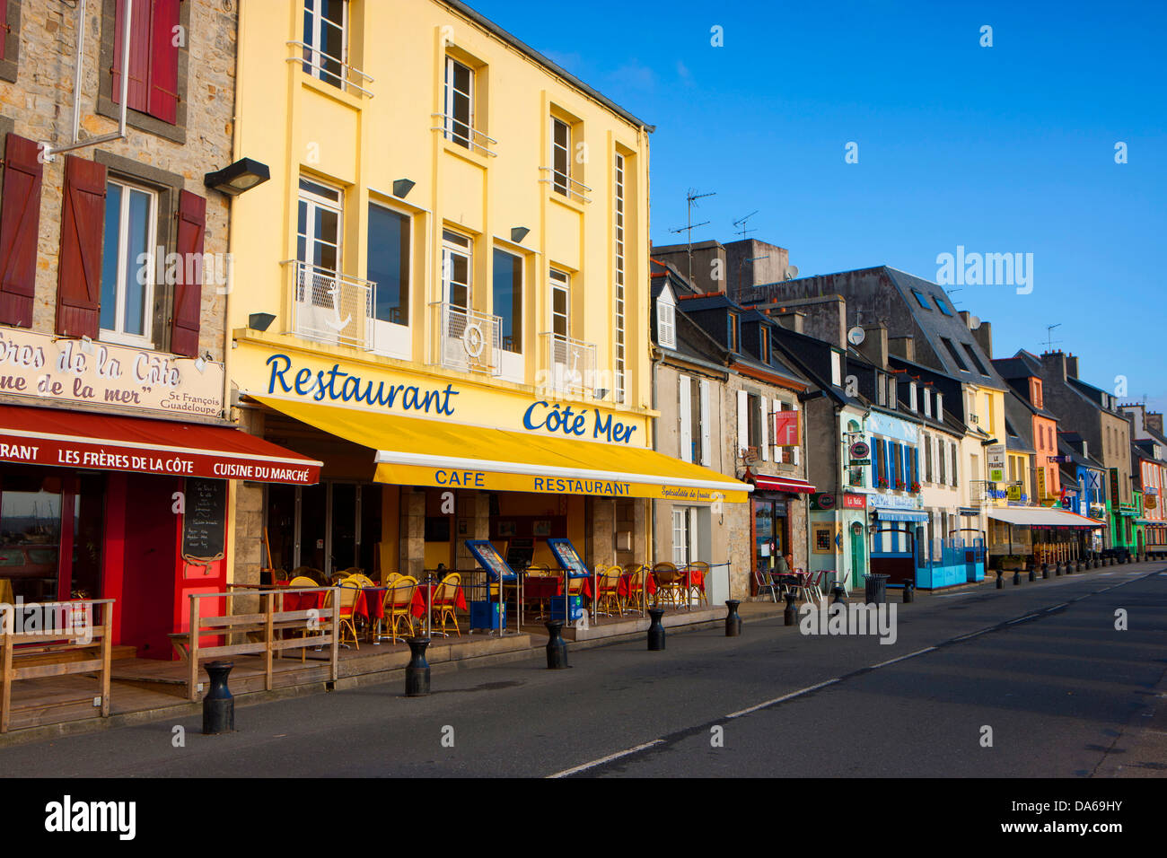 Camaret-sur-Mer, Francia, Europa, Bretagna Finistère, penisola, Crozon, pesca piccola città, case, case, Foto Stock