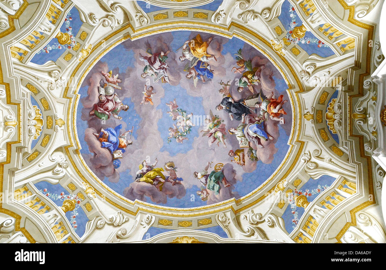 Abbazia di Admont Biblioteca hall in Stiria, Austria, la più grande biblioteca monastica del mondo. Un gioiello di epoca barocca. Foto Stock