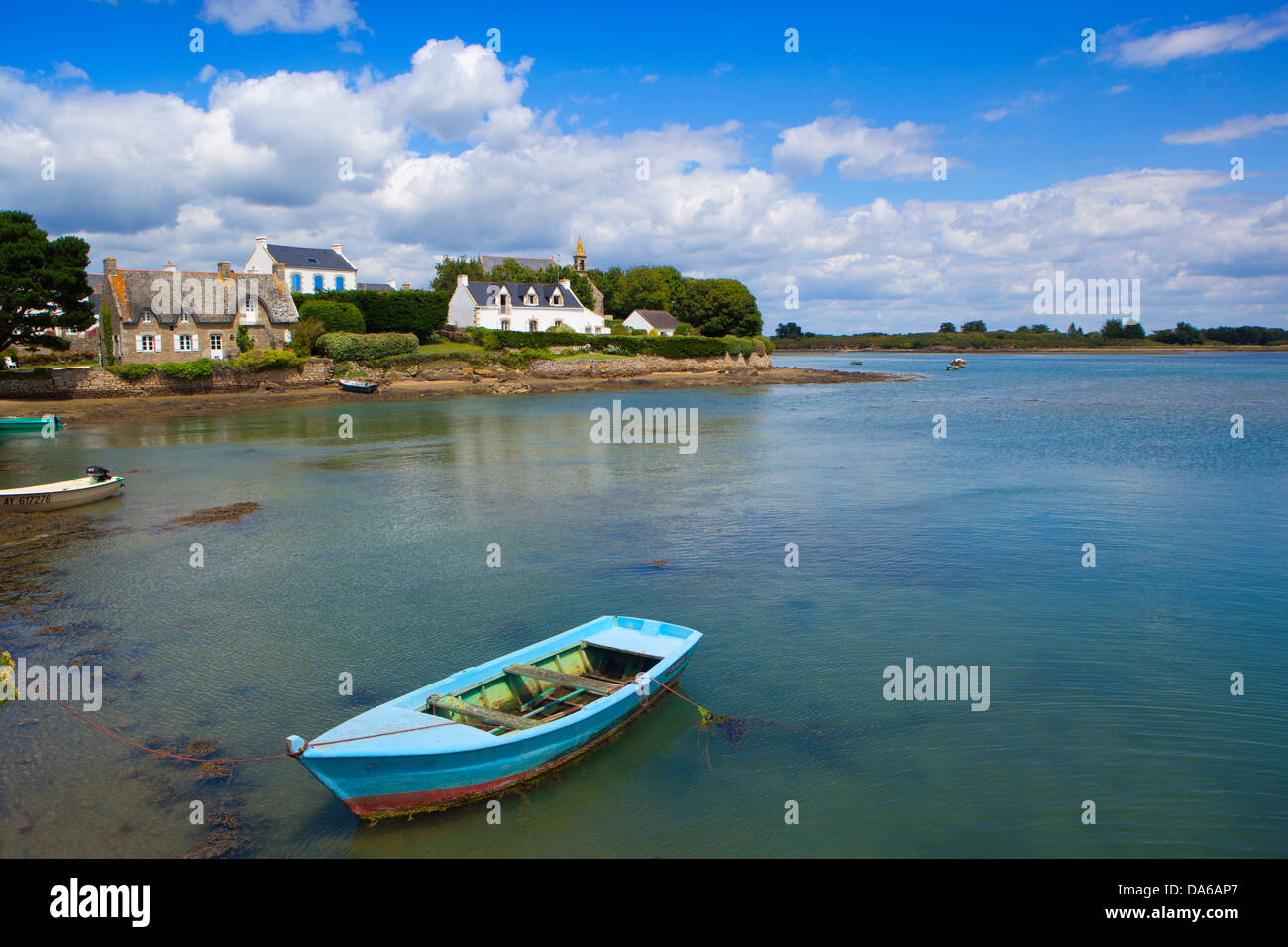 Saint Cado, Francia, Europa, Bretagna, dipartimento Morbihan, villaggio, case, case, barche Foto Stock