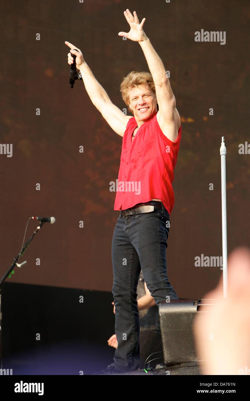 Londra, Regno Unito. 5 Luglio, 2013. Bon Jovi eseguire a Barclaycard presenta l'orario estivo britannico a Hyde Park, Londra UK - 05 luglio 2013 Credit: Nathan Hulse/Alamy Live News Foto Stock