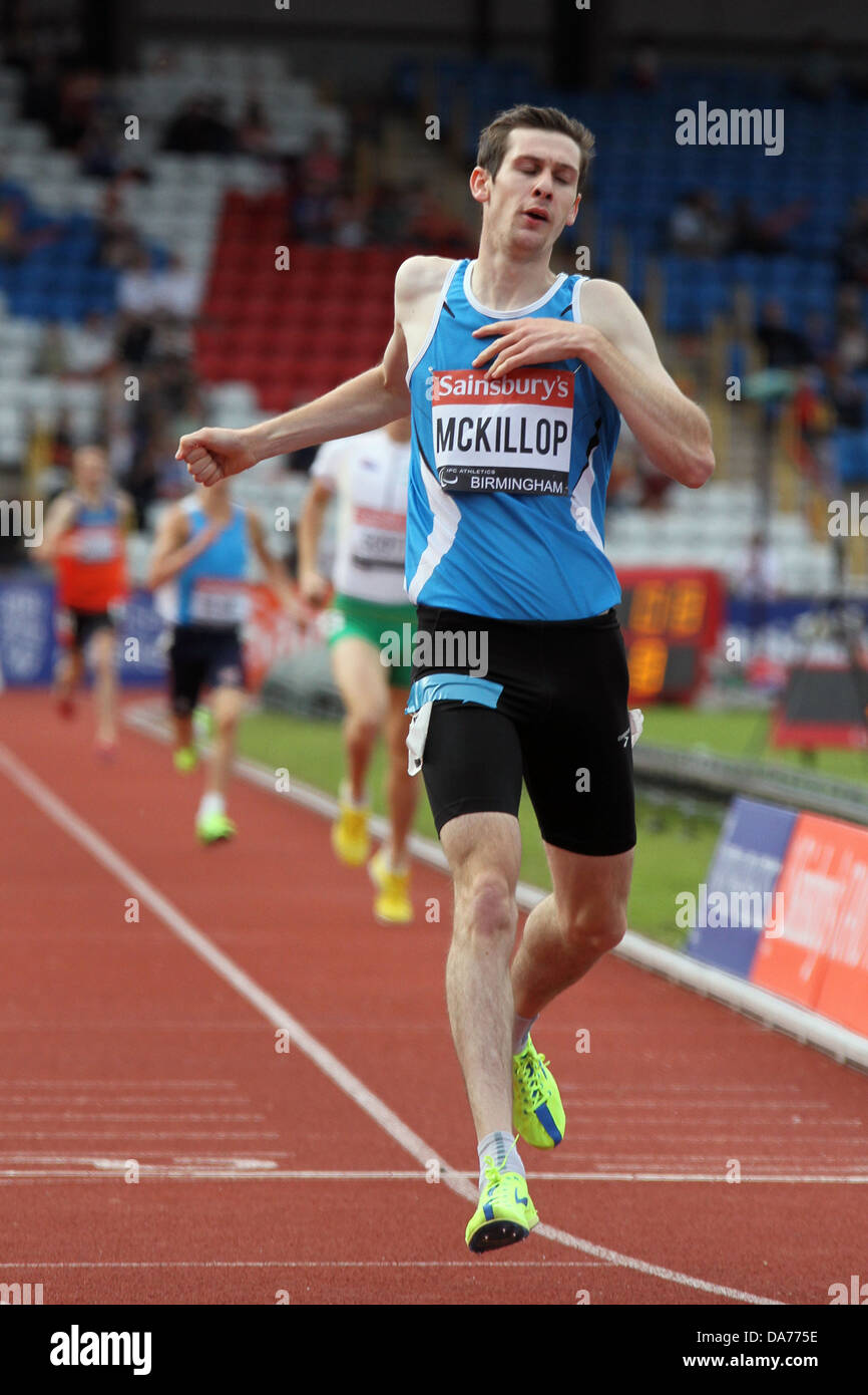 Nella mens T36/37 Usare 800 metri al Sainsbury's IPC Atletica Grand Prix finale in Birmingham 2013. Foto Stock