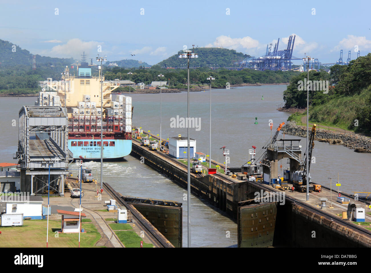 Canale di Panama uscire all'Oceano Pacifico visto da Miraflores Locks. Foto Stock