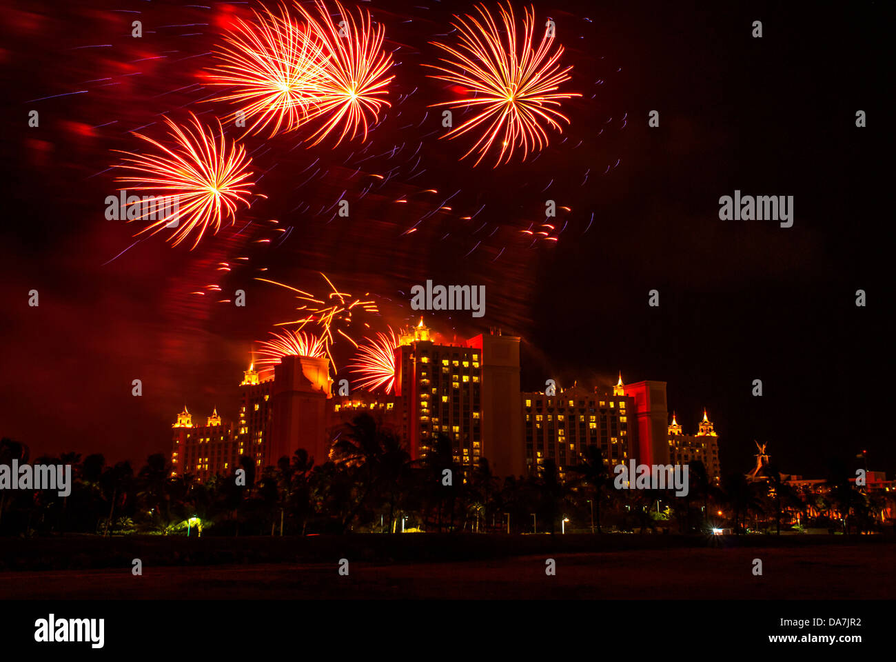 Fuochi d'artificio su Atlantide, 4 luglio, 2013, a Nassau, Bahamas Foto Stock
