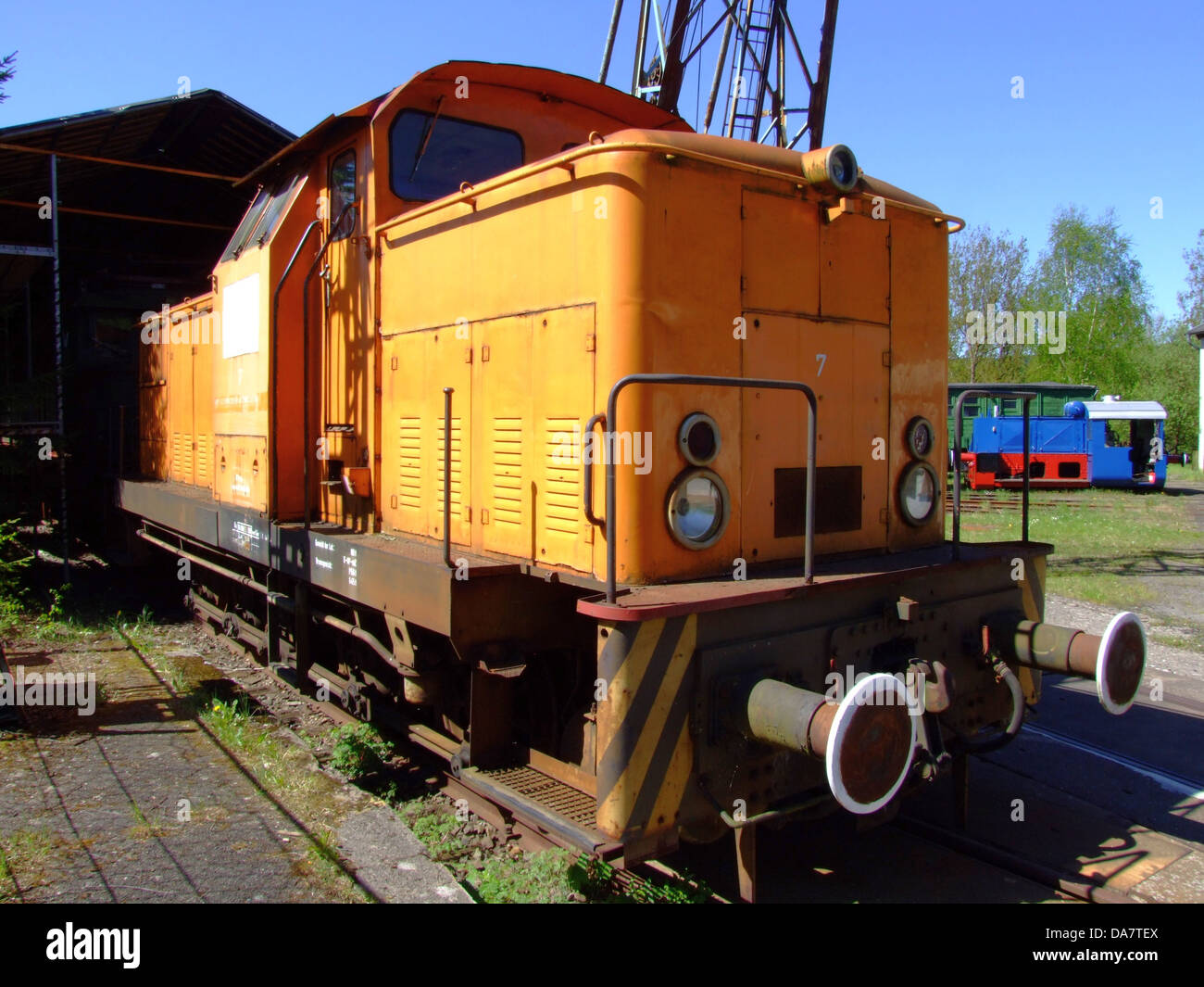 La Hermeskeil Loc (p01) è una locomotiva d'epoca in mostra a Hermeskeil, in Germania. Fa parte della collezione del museo, che espone treni e locomotive storiche, che riflettono la ricca storia del trasporto ferroviario nella regione. Foto Stock