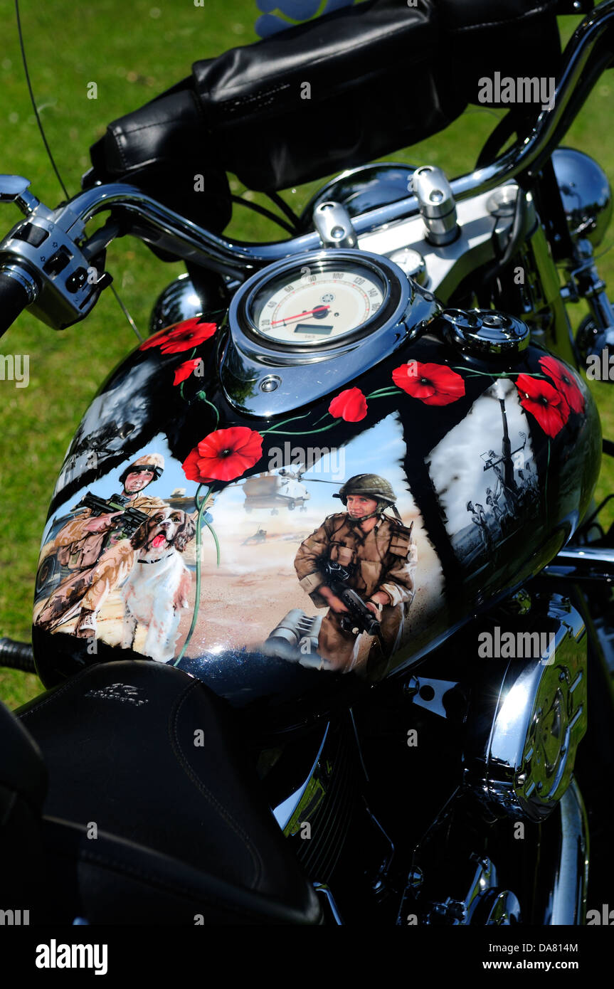 Ride alla parete,Bikers.Bakewell mostrano la Terra. Foto Stock