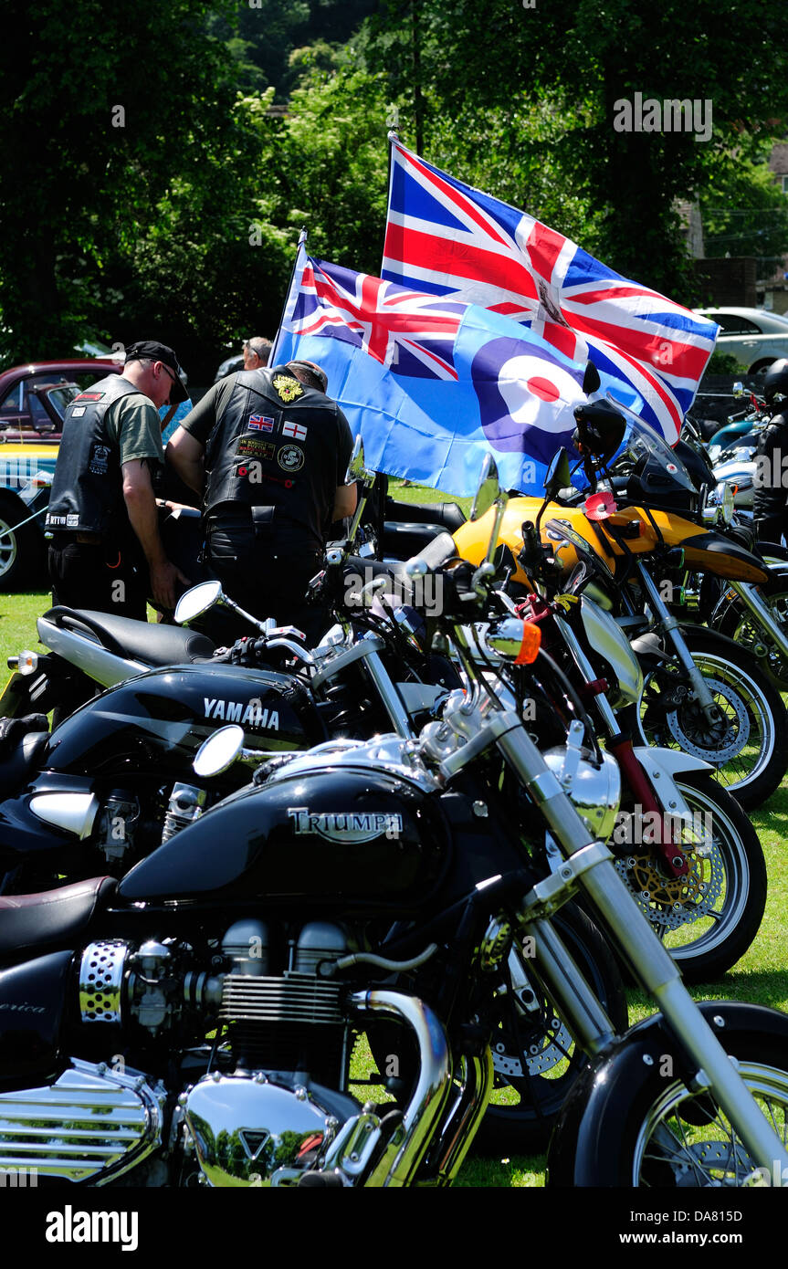 Ride alla parete,Bikers.Bakewell mostrano la Terra. Foto Stock