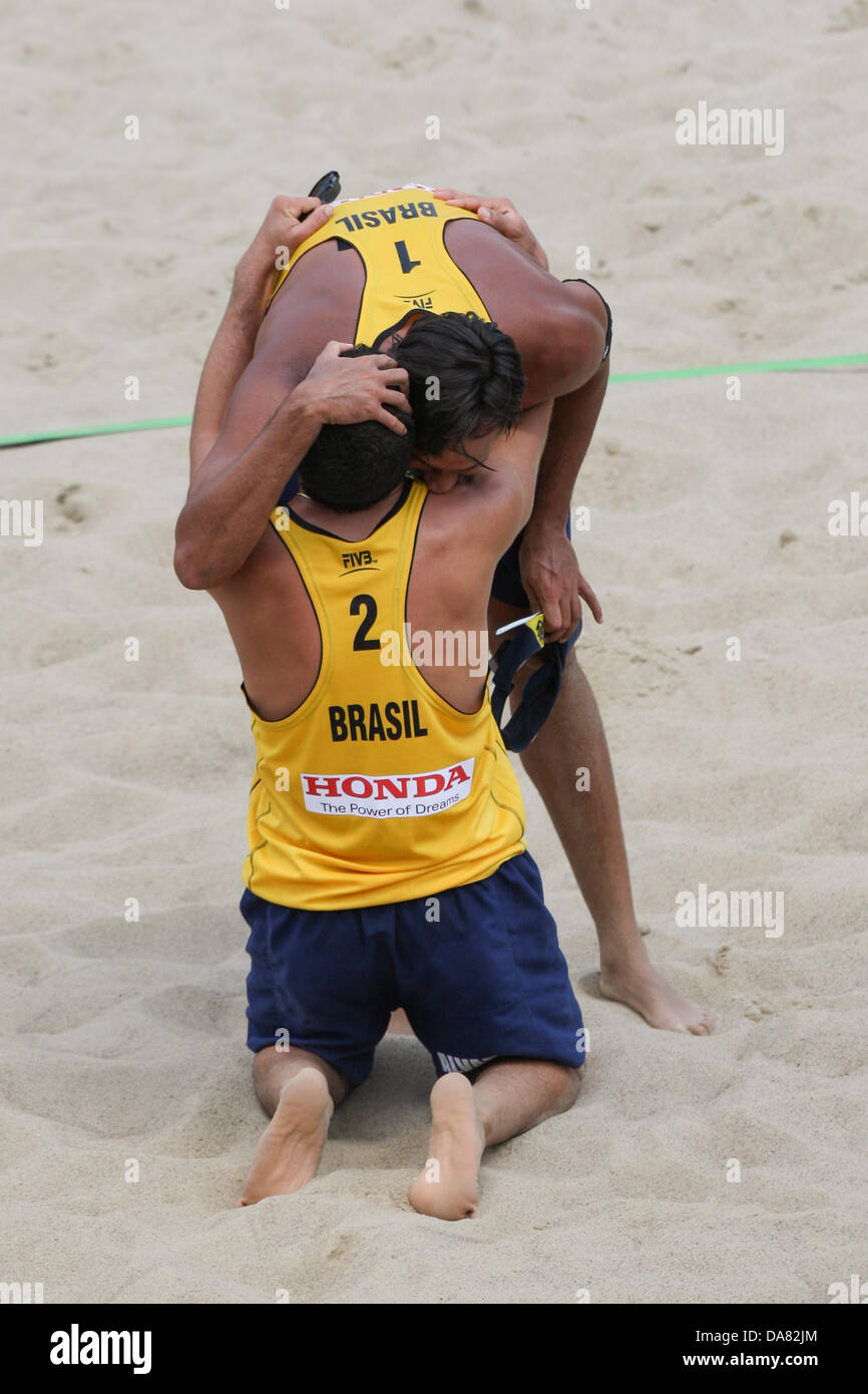 La Masuria - Polonia. 07 Luglio, 2013. 7 luglio 2013 - 07.07.2013, Stare Jablonki, siatkowka, pallavolo, Mistrzostwa Swiata w siatkowce plazowej, Beach Volley Campionati del Mondo, Ricardo, Alvaro Filho (BRA), UFT. Tomasz Jastrzebowski / Foto Olimpik Credito: Cal Sport Media/Alamy Live News Foto Stock