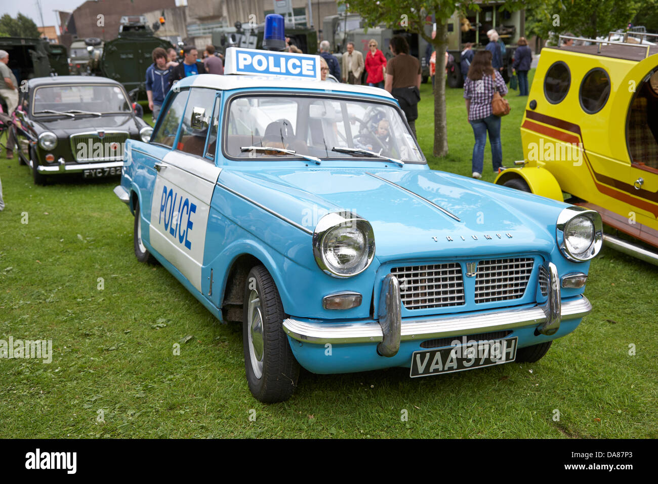 Vintage triumph herald auto della polizia in una vettura da rally la contea di Down Irlanda del Nord Regno Unito Foto Stock