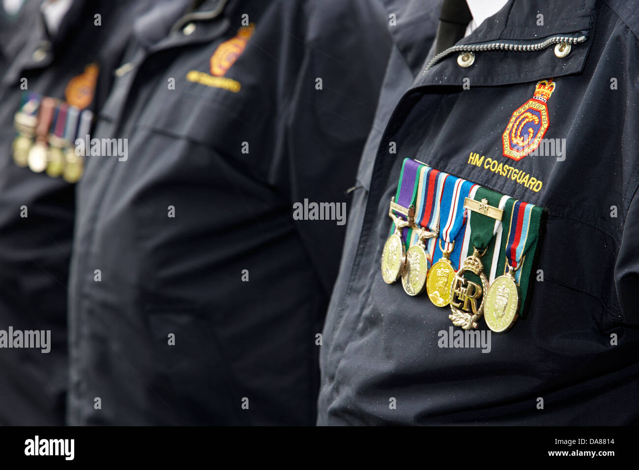 Hm coastguard veterani in un memoriale di servizio nella contea di Down Irlanda del Nord Regno Unito Foto Stock