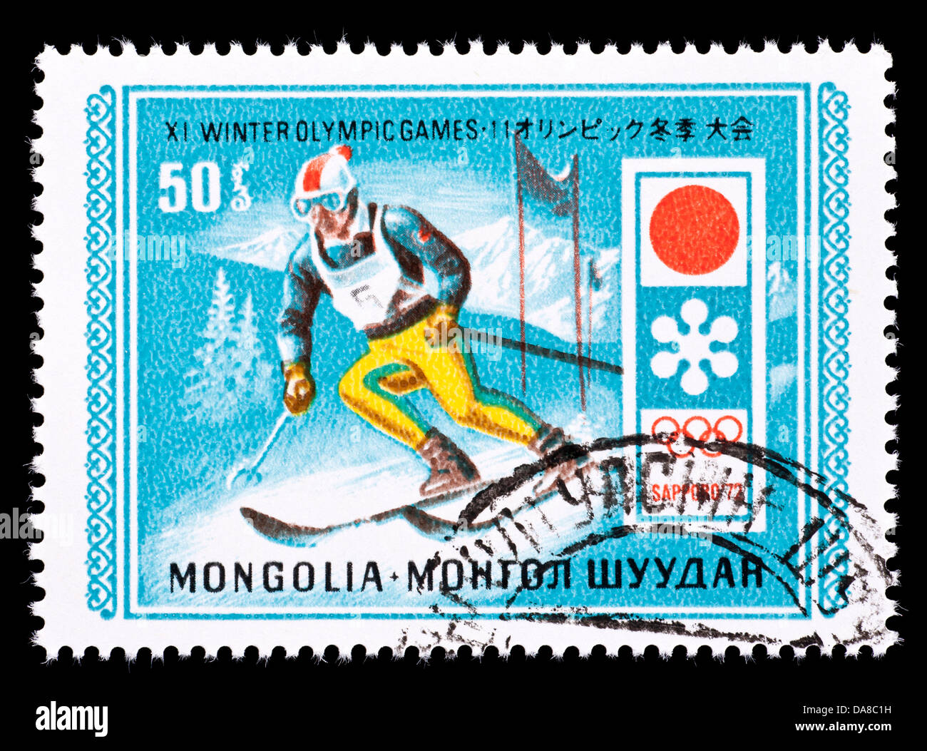 Francobollo dalla Mongolia raffigurante una discesa sciatore, rilasciati per le Olimpiadi Invernali del 1972 a Sapporo, Giappone. Foto Stock