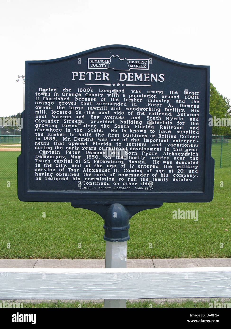 PETER DEMENS durante il 1880 Longwood è stata tra le più grandi città in Orange County con una popolazione di circa 1.000. Farina di It Foto Stock
