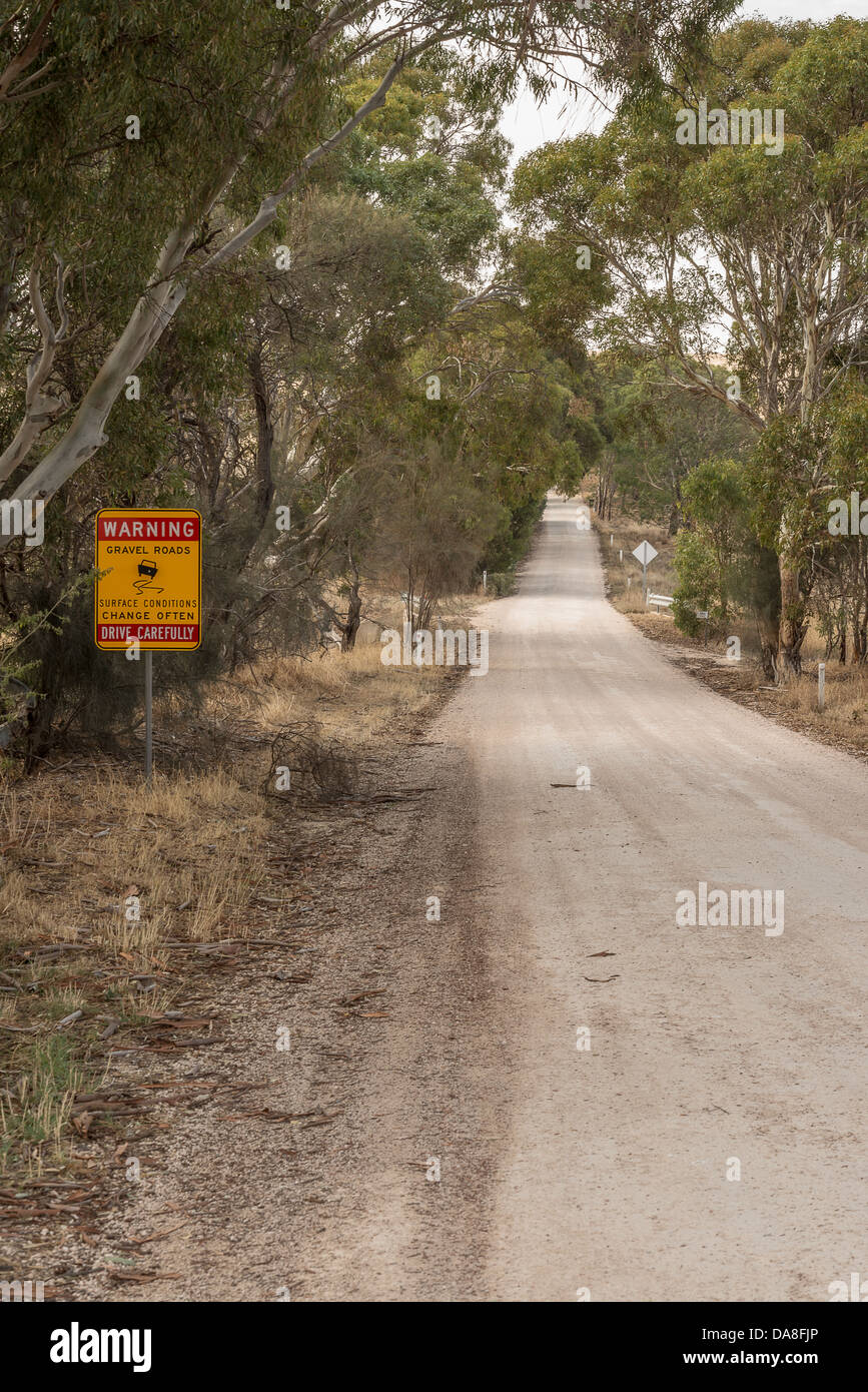 Le strade che si snodano attraverso le pittoresche colline di Adelaide in South Australia. Foto Stock