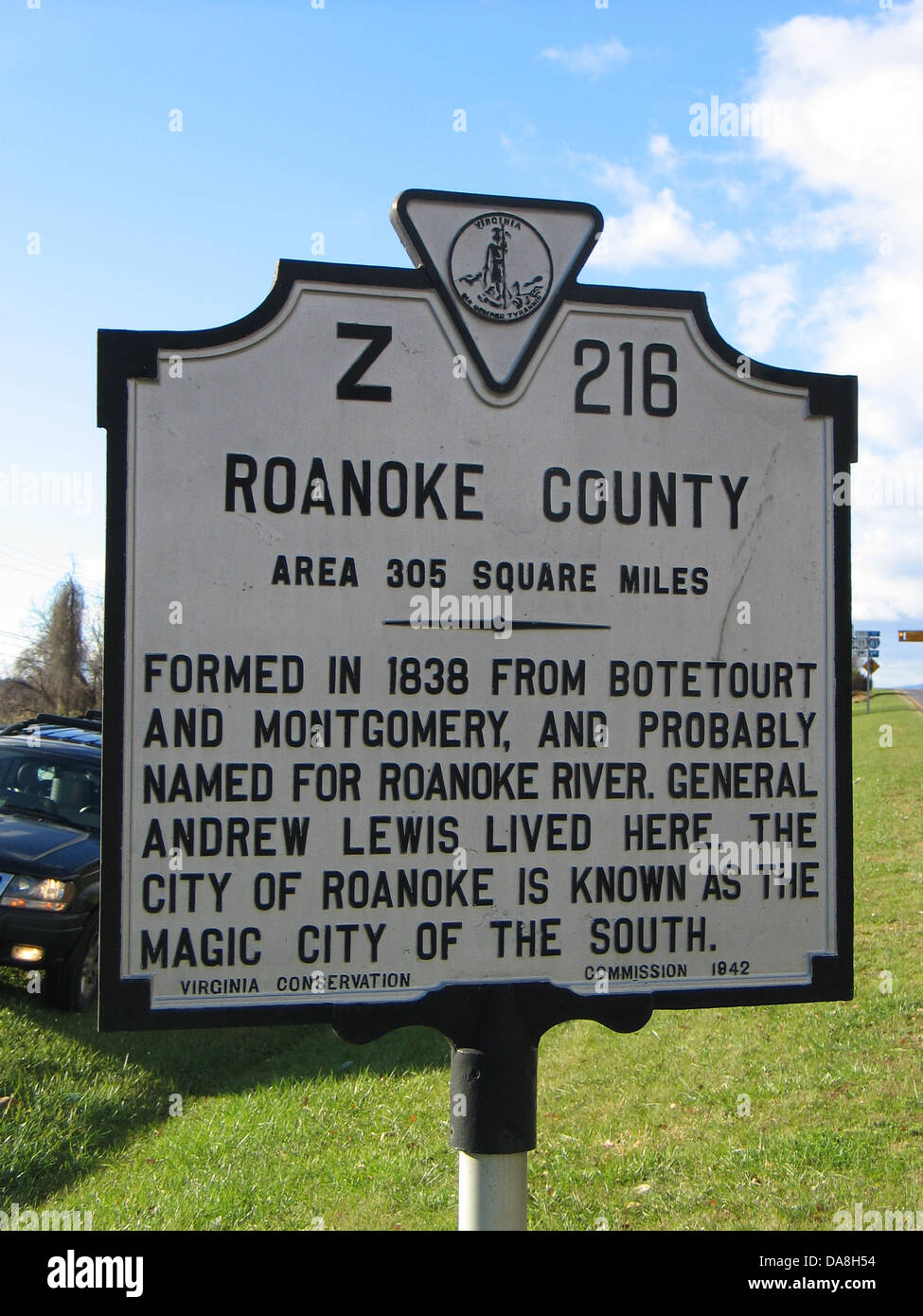 La contea di Roanoke Area 305 miglia quadrate formata nel 1838 da Botetourt e Montgomery, e probabilmente chiamato con il nome di Roanoke River. Generale Andrew Lewis ha vissuto qui. La città di Roanoke è noto come il 'Magic Citta' del Sud. Virginia conservazione Commissione, 1942. Foto Stock