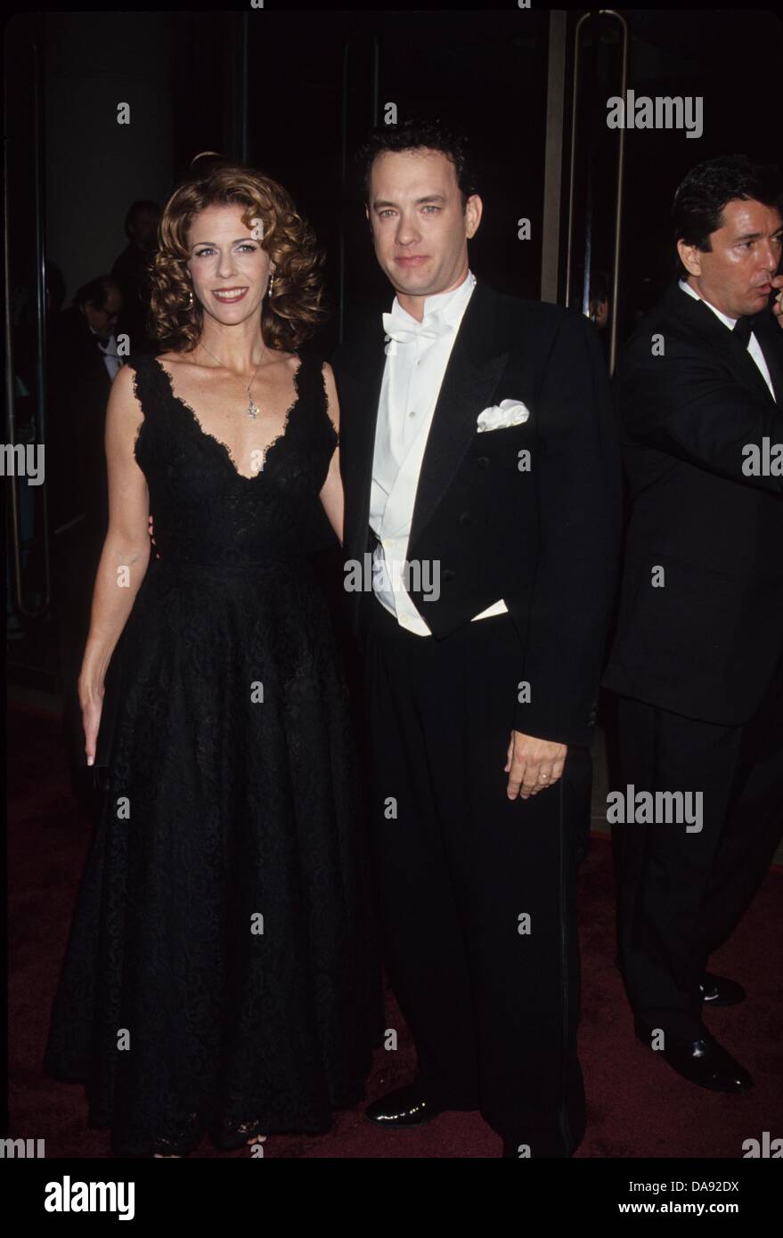 TOM HANKS con Rita Wilson.AFI onori Steven Spielberg presso il Beverly Hilton Hotel , Ca. 1995.(Immagine di credito: © Fitzroy Barrett/Globe foto/ZUMAPRESS.com) Foto Stock