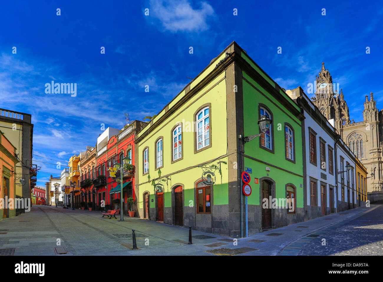 Arucas, Spagna, Europa, Isole Canarie, Gran Canaria, architettura, città colorate, downtown, isola, turistica, tradizionale, tr Foto Stock