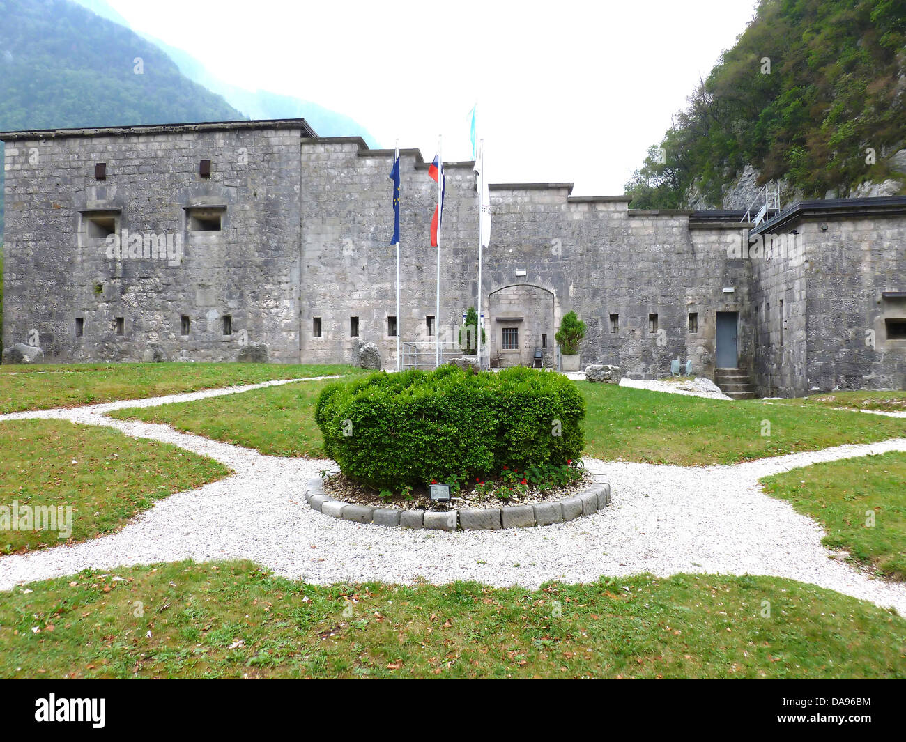 La fortezza di Kluze nel nord della Slovenia. Costruito dall'impero austriaco su una vecchia fortezza veneziana per tenere fuori Napoleone e la fre Foto Stock