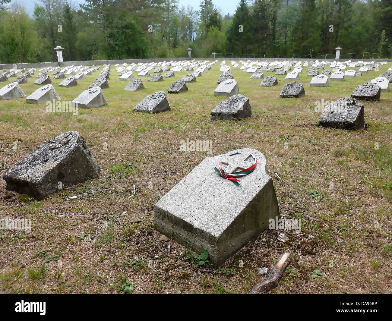 Un ungherese cimitero di guerra dalla prima guerra mondiale come un risultato dell'Isonzo Campagna Foto Stock