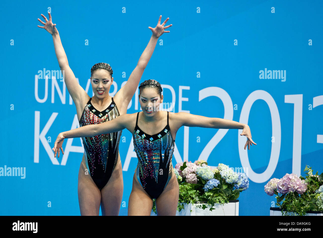 Kazan, Russia, Luglio 8, 2013. Nuoto sincronizzato. Il team russo ha vinto la medaglia d'oro Credito: Andrew Shlykoff/Alamy Live News Foto Stock