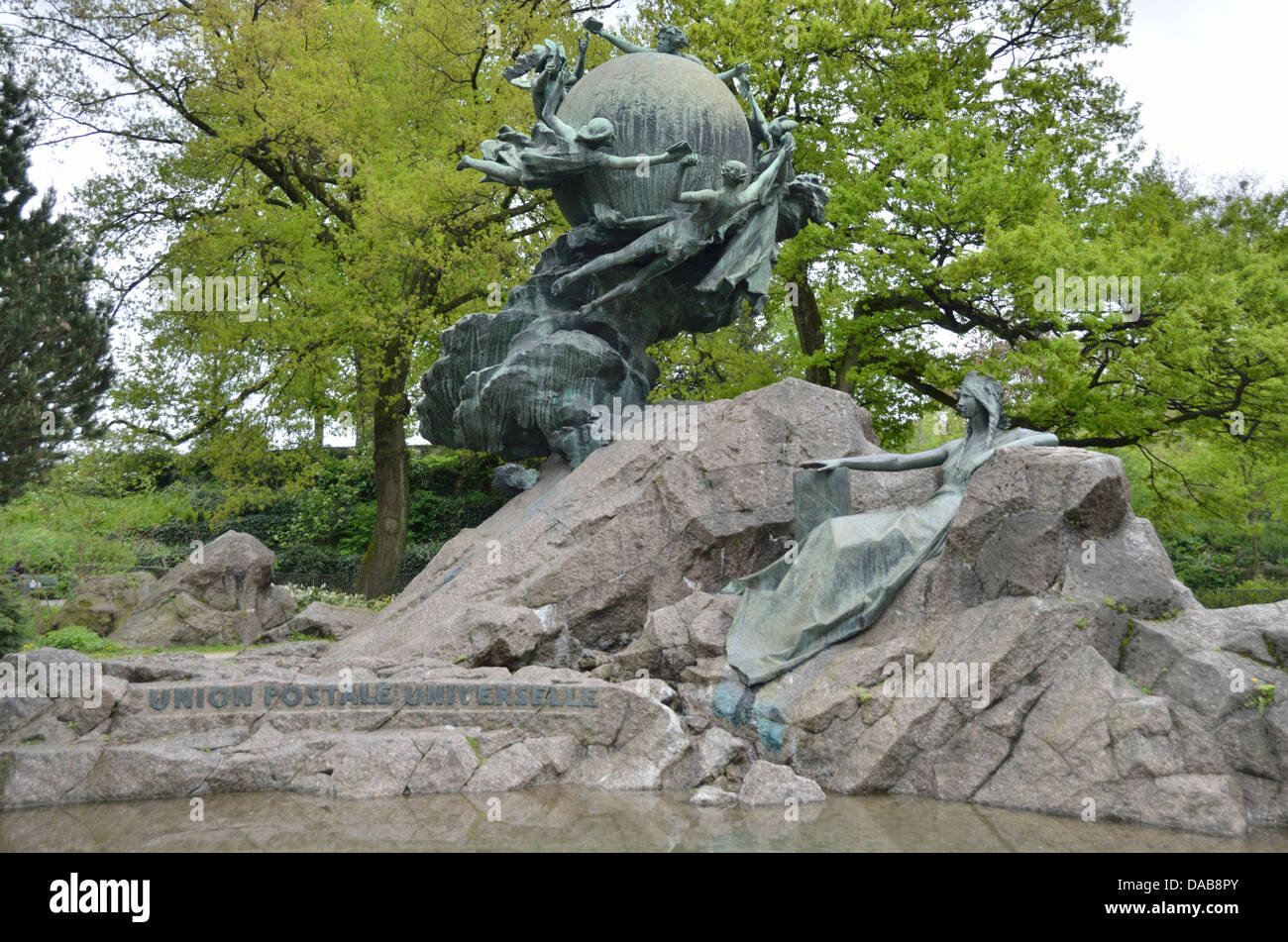 UPU monumento di René de Saint-Marceaux in Kleine Schanze park, Berna, Svizzera Foto Stock