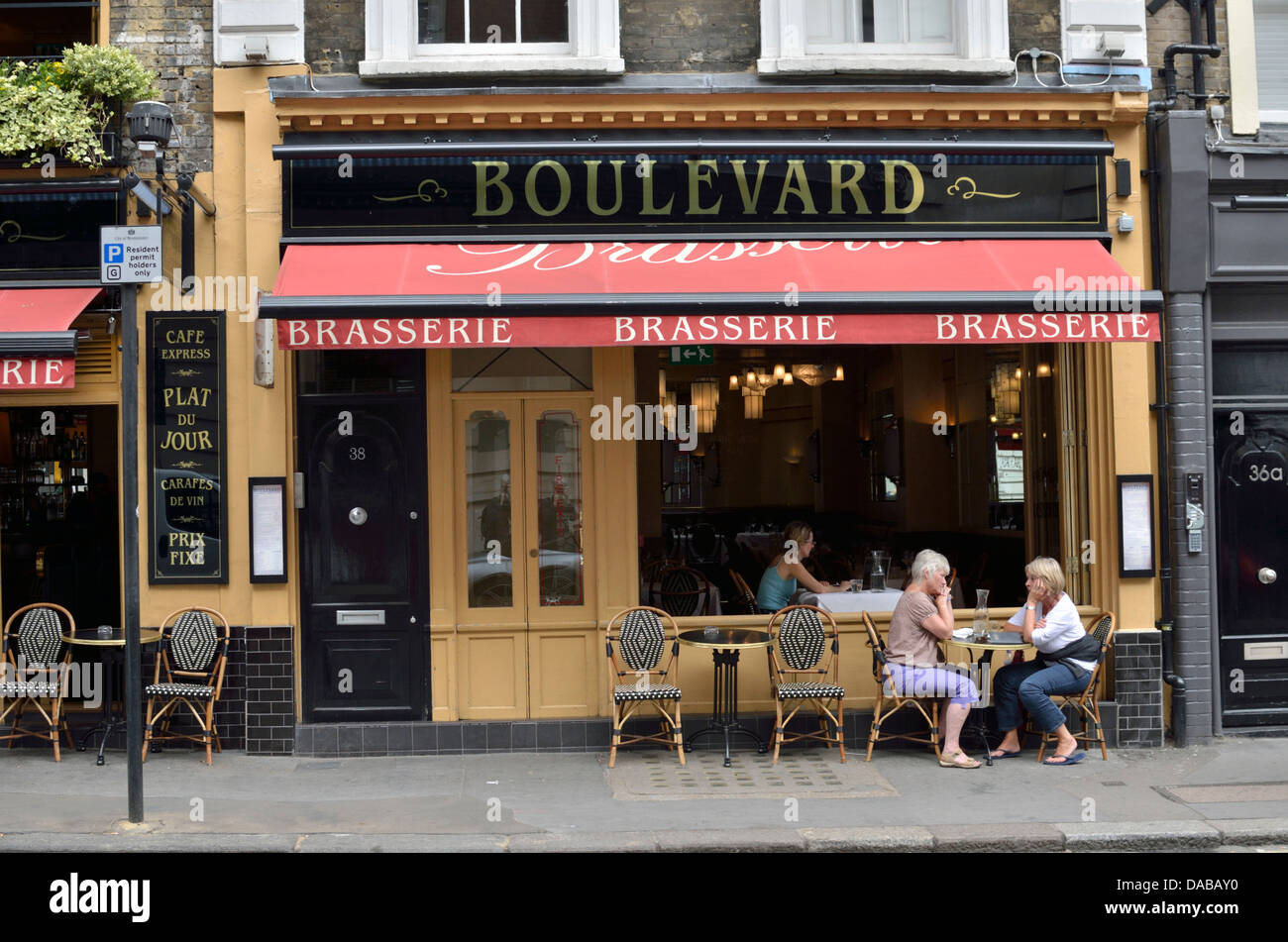 Boulevard Brasserie in Wellington Street, Covent Garden di Londra, Regno Unito. Foto Stock